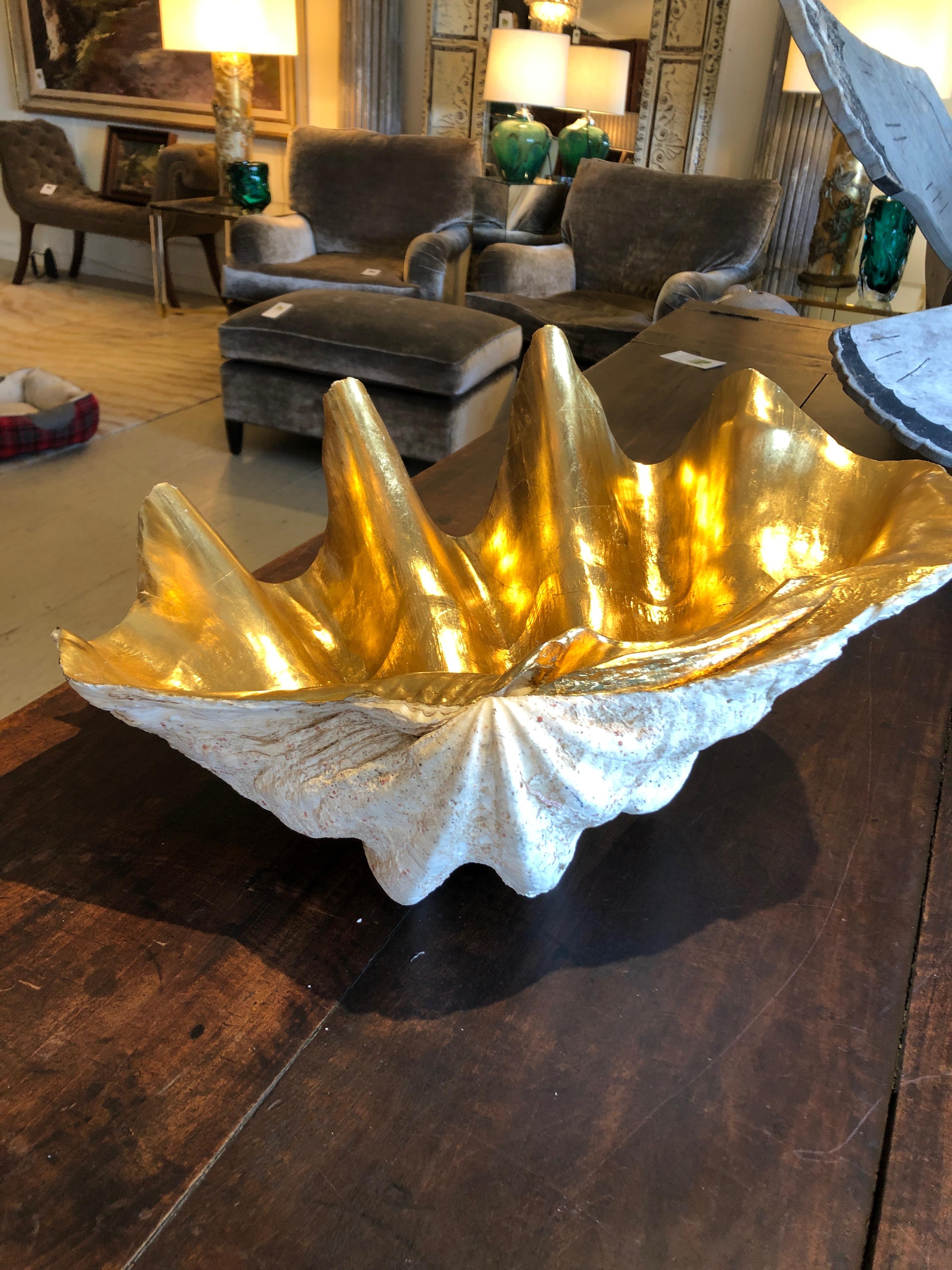 Glamorous Large Authentic Clam Shell with Gold Leaf Interior In Excellent Condition In Hopewell, NJ