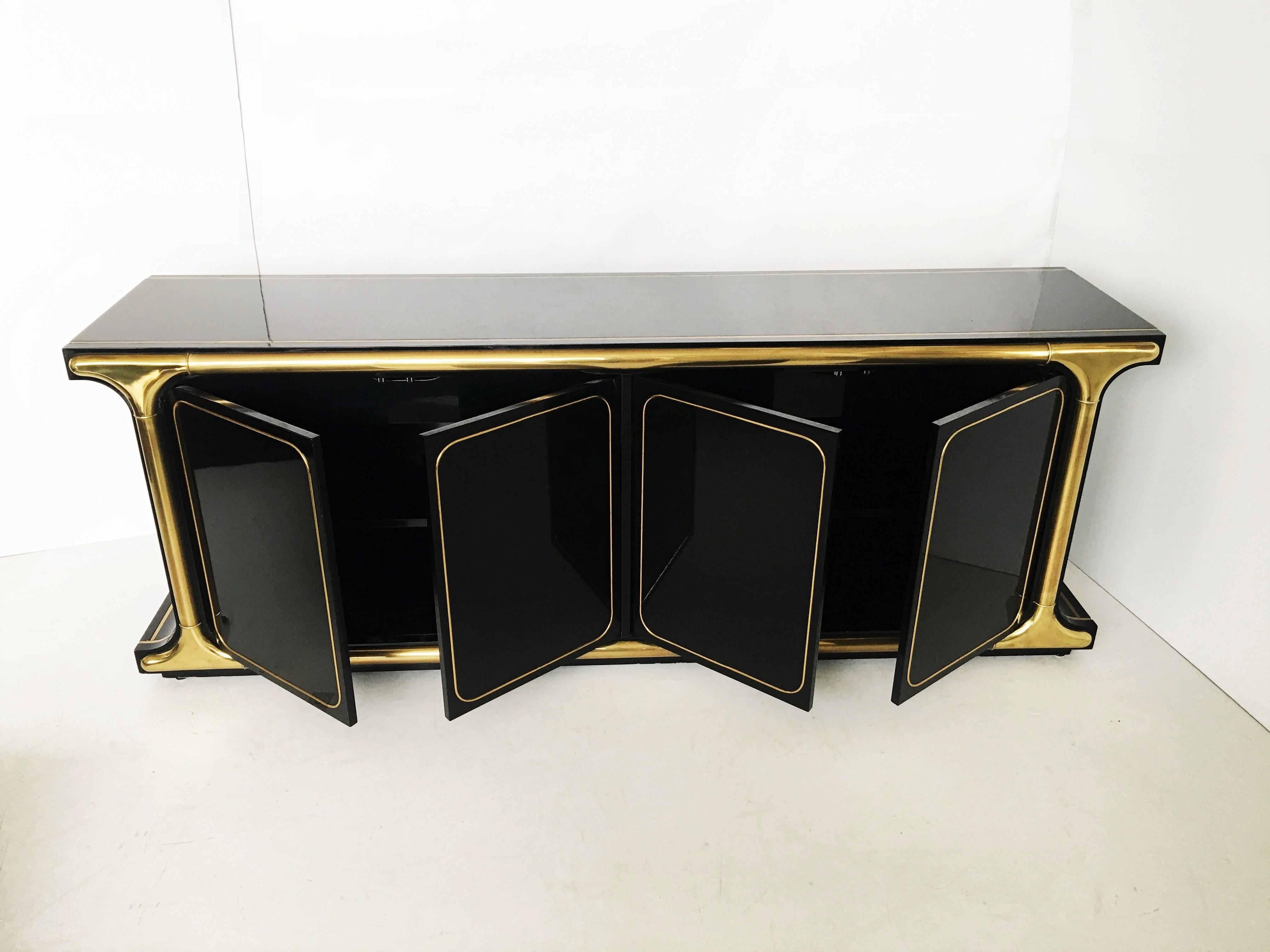 Glamorous Mastercraft Black Lacquer and Brass Credenza For Sale 1