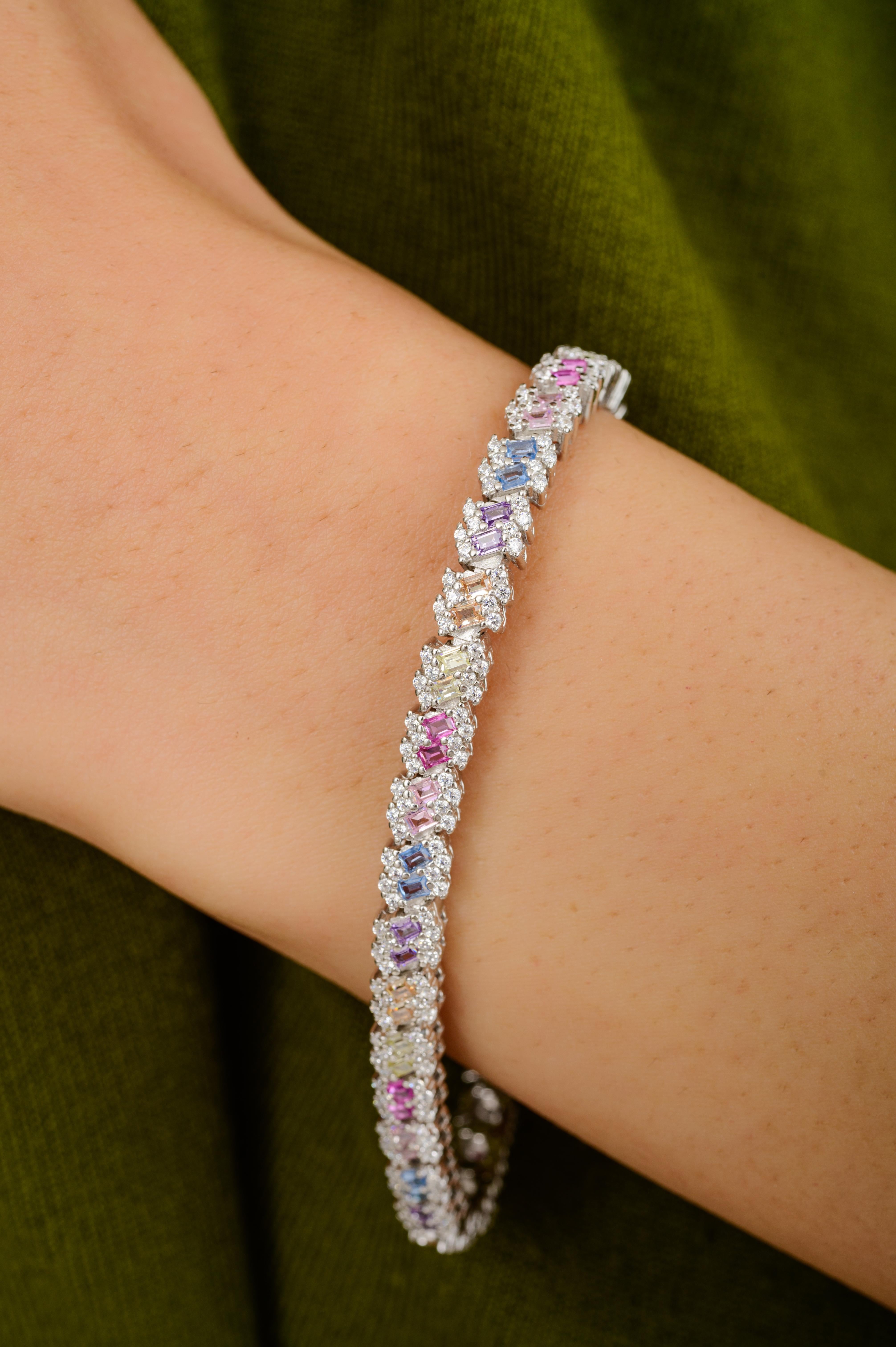 Women's Glamorous Multicolor Rhinestone Tennis Bracelet in Silver Gift for Mothers Day For Sale