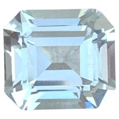 Glamorous Natural Aquamarine 4.15 carats Emerald Cut Loose Pakistani Gemstone