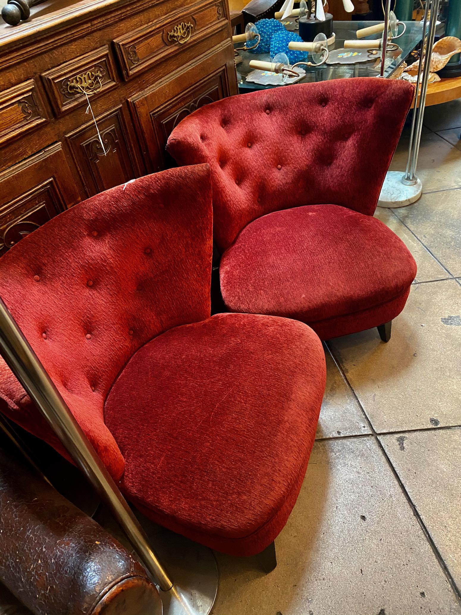 Fabric Glamorous Pair of 1940 Lounge Slipper Chairs by Gilbert Rohde