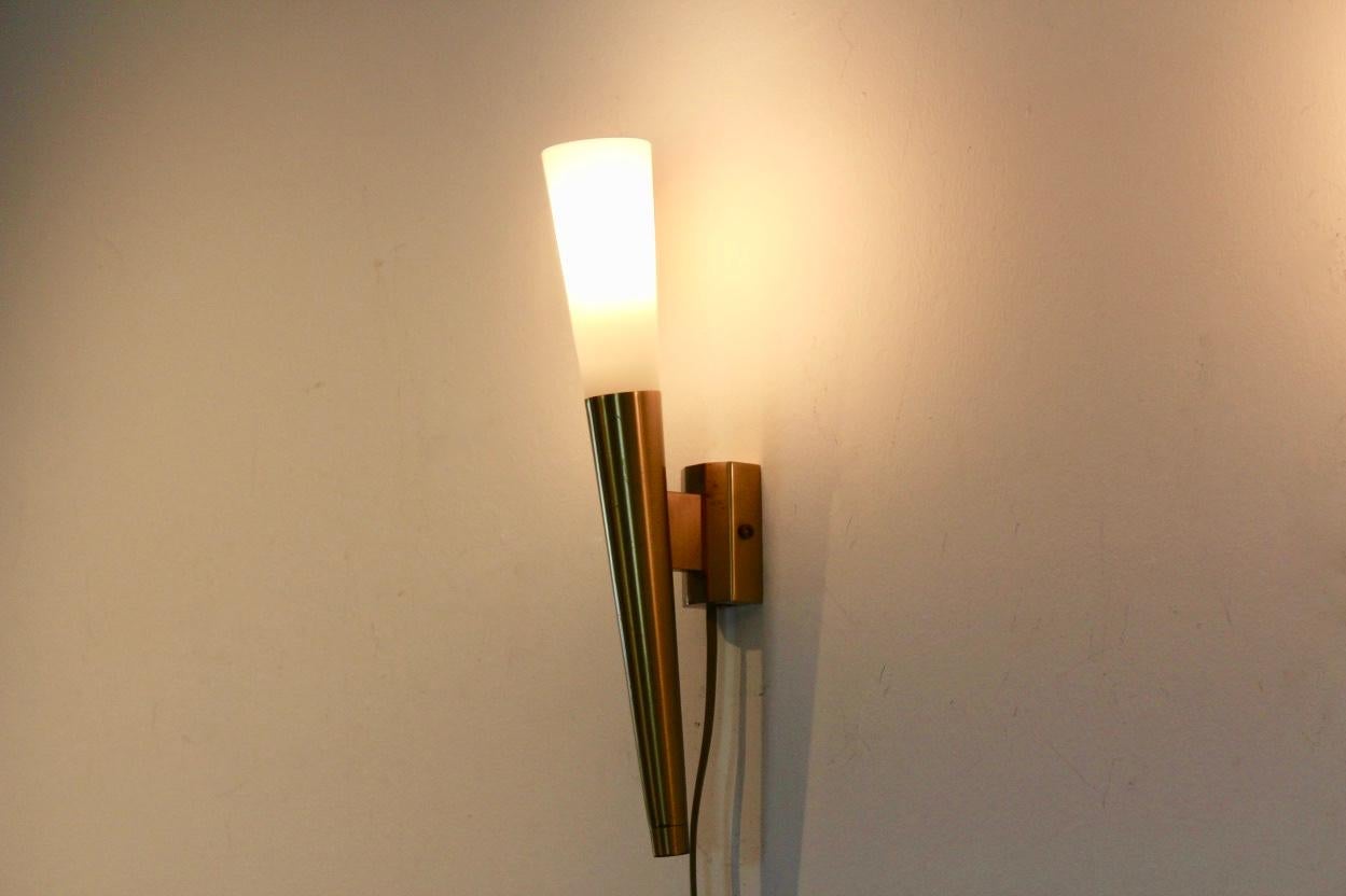 Mid-Century Modern Glamorous Pair of Italian Brass and Opaline Glass Sconces, Italy, 1970s