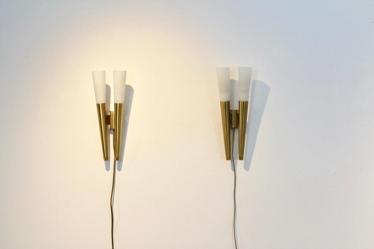 20th Century Glamorous Pair of Italian Brass and Opaline Glass Sconces, Italy, 1970s