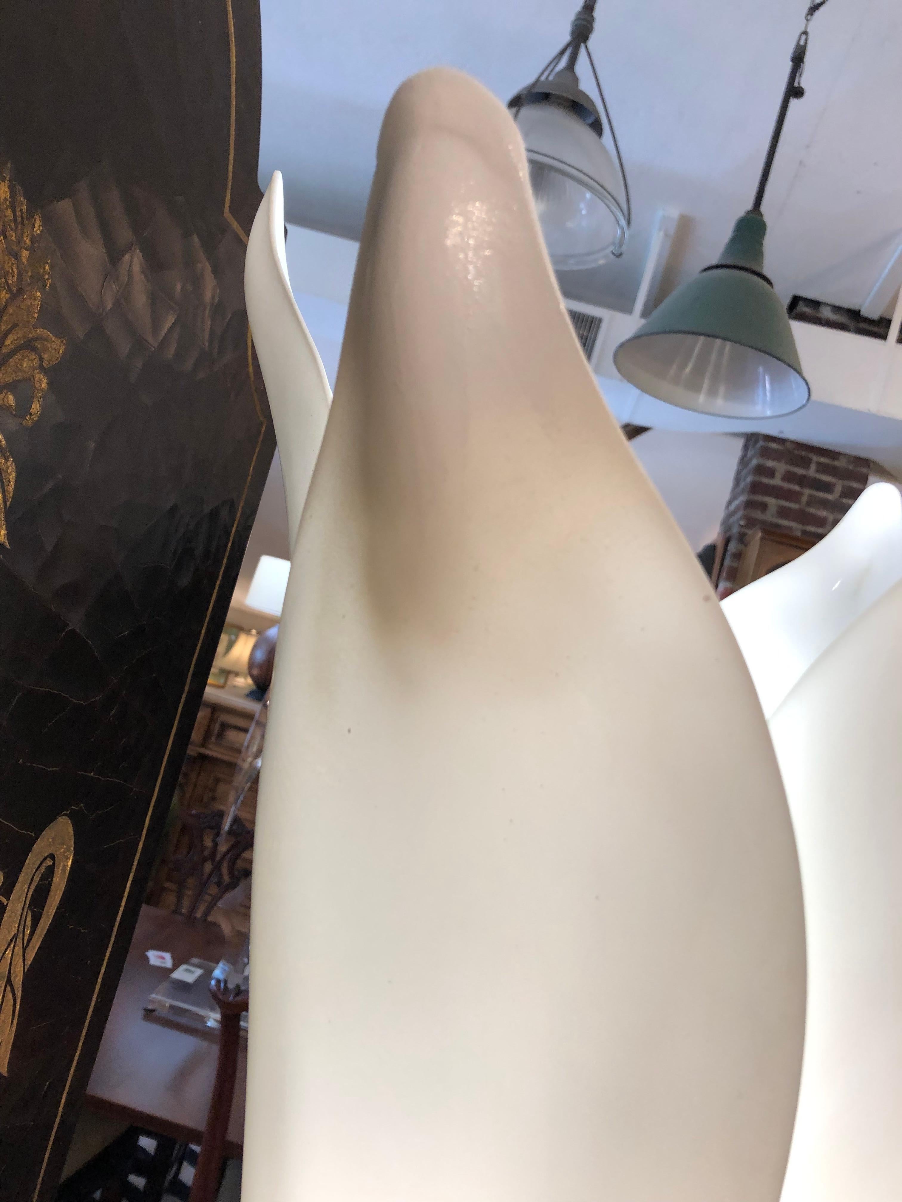Paire de lampadaires grandeur nature Roger Rougier avec pétales en acrylique blanc moulé en vente 7