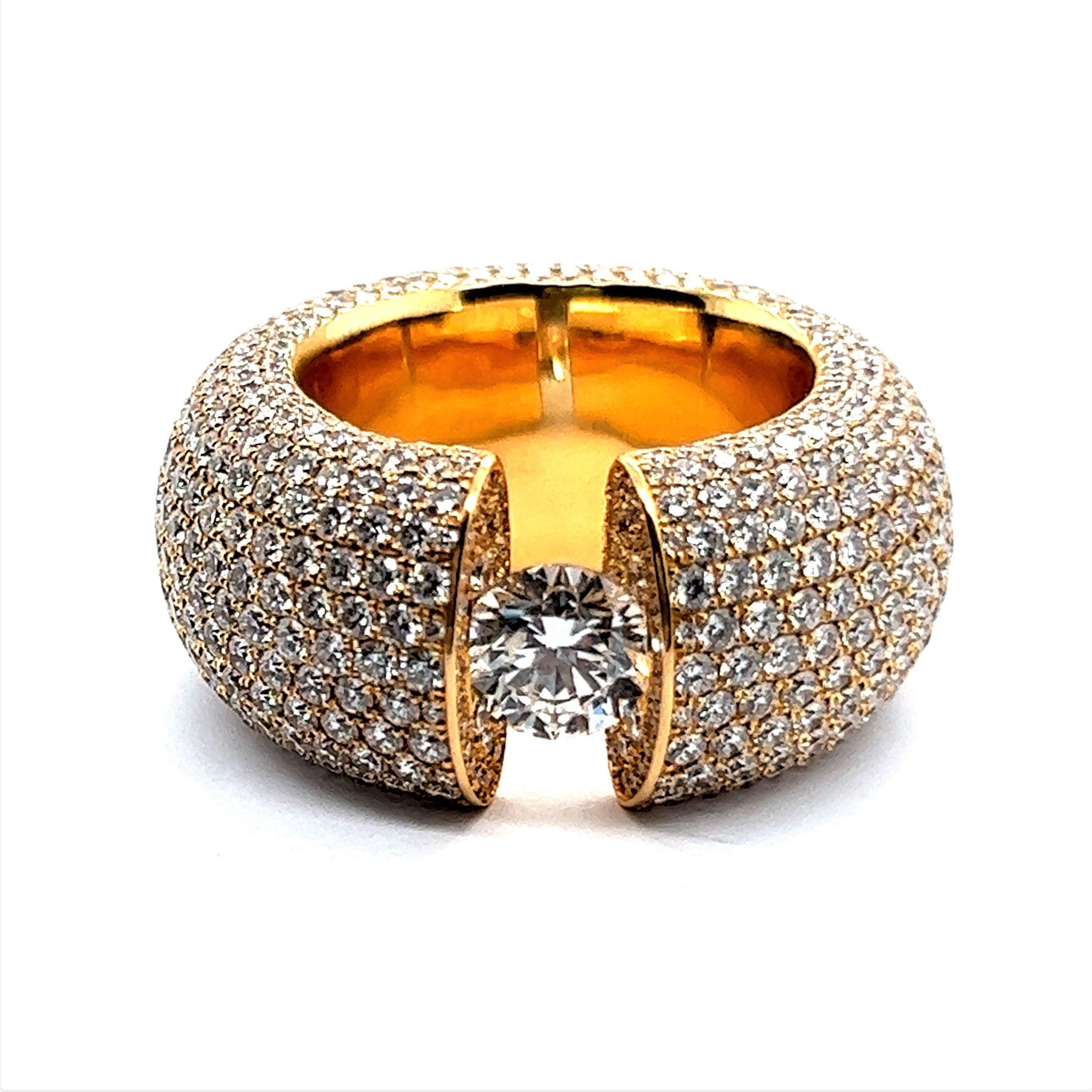 Modern Glamorous Pave Diamond Ring in 18 Karat Yellow Gold For Sale