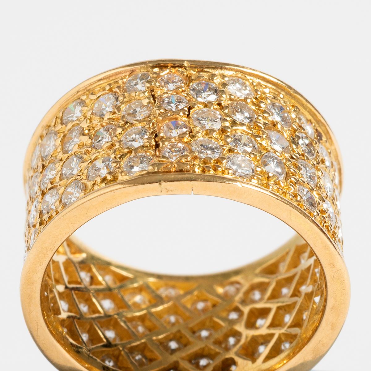 Round Cut Glamorous Pave Set Diamond Ring, 18K Yellow Gold