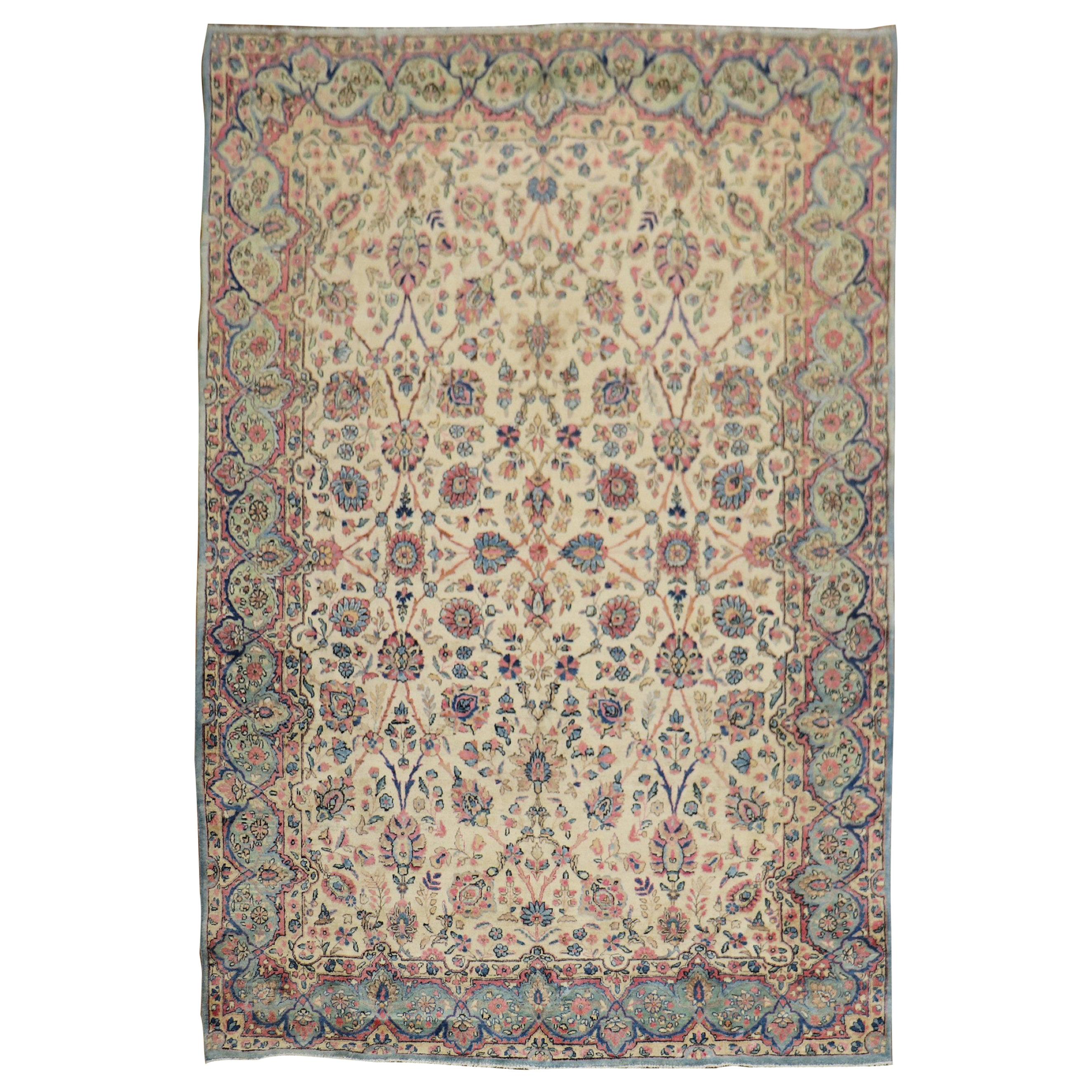 Geblümter königlicher persischer Kerman-Teppich im königlichen Stil