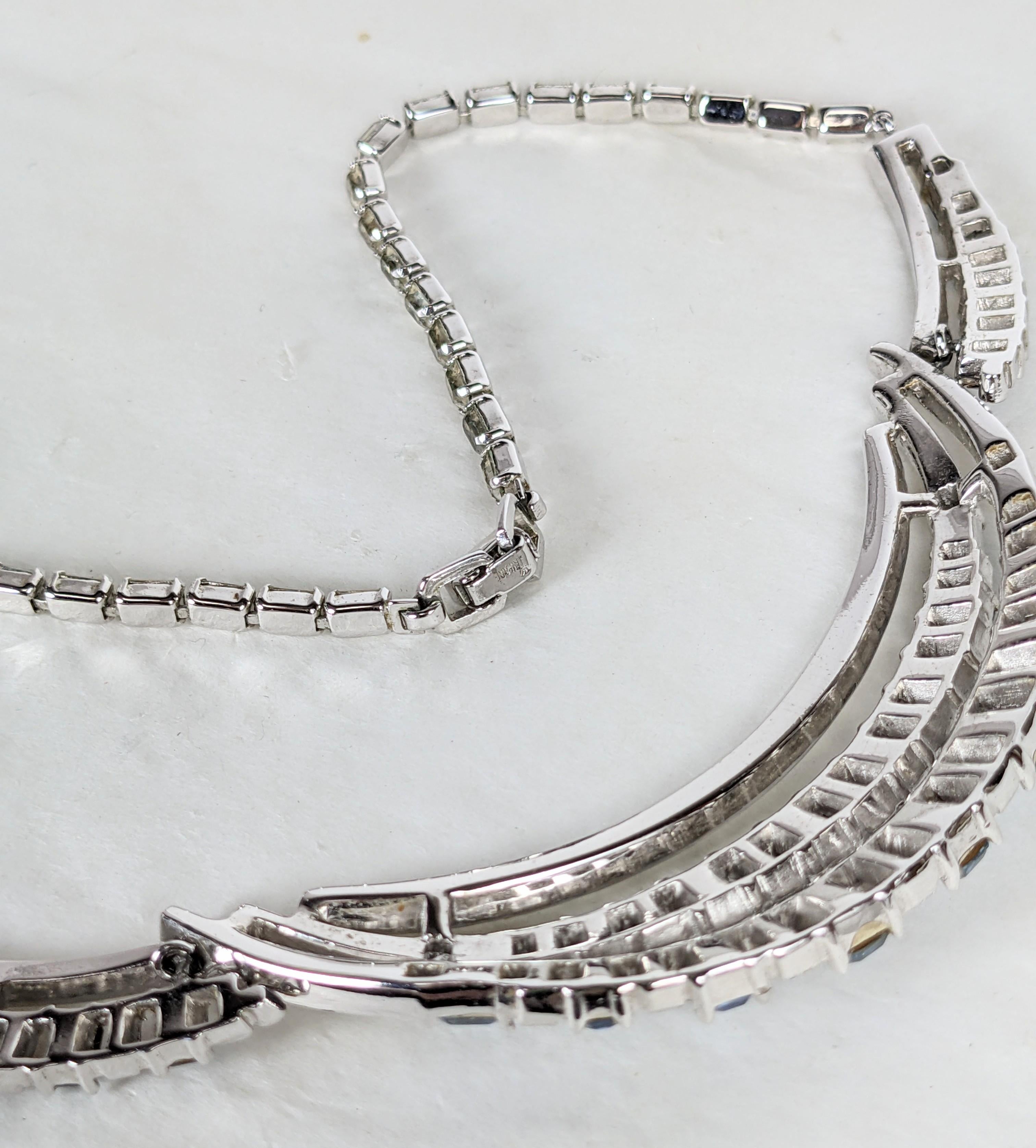Trifari Collier glamour en fausse aigue-marine et rubis Unisexe en vente