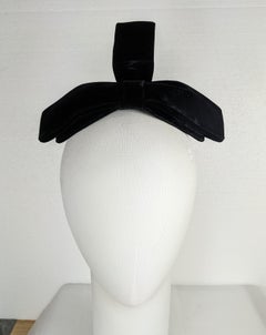 Glamorous Velvet Bow Hair Ornament, 1960's