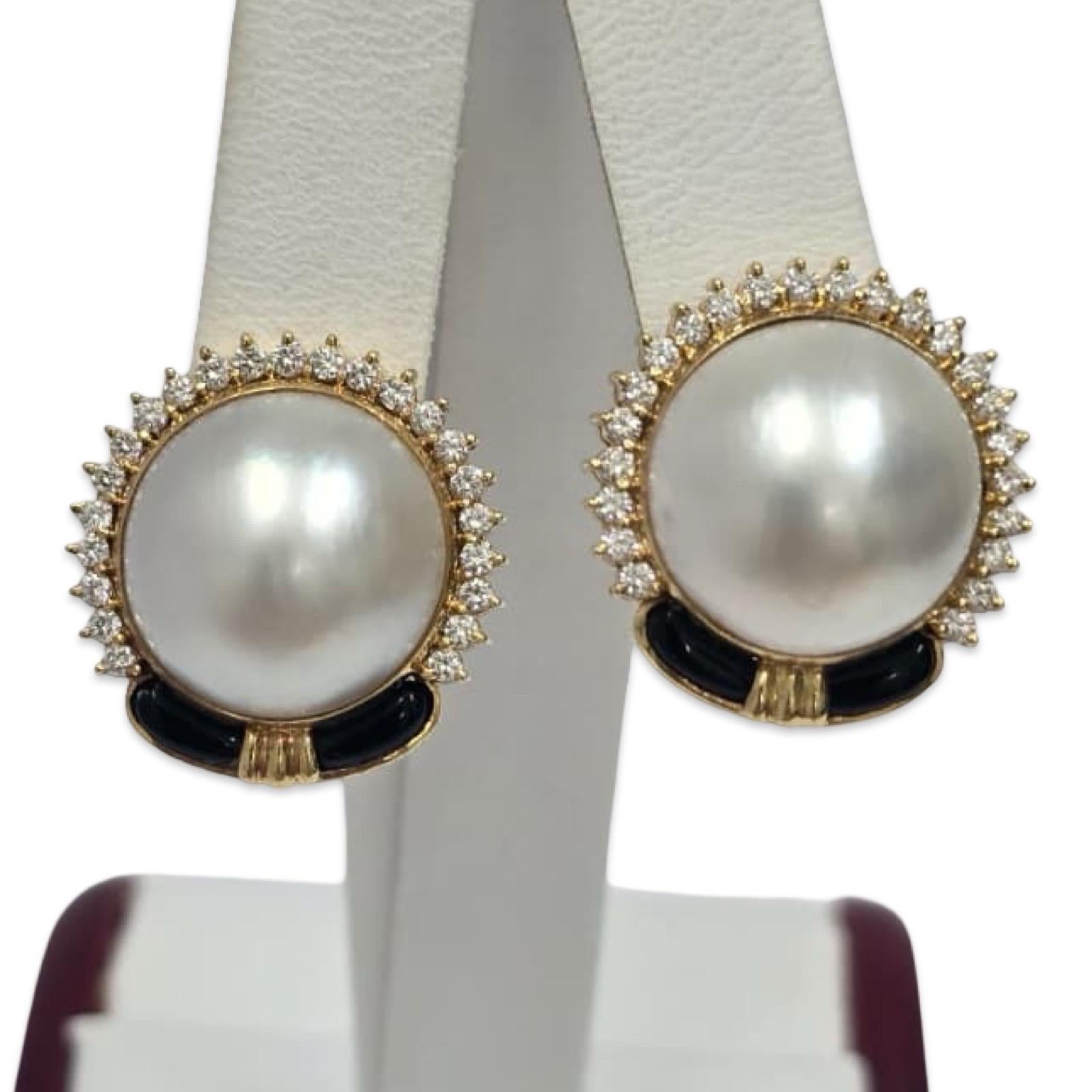 Taglio rotondo Orecchini a cerchio con diamanti e perle dei mari del sud in oro 18 carati, 15 mm. in vendita