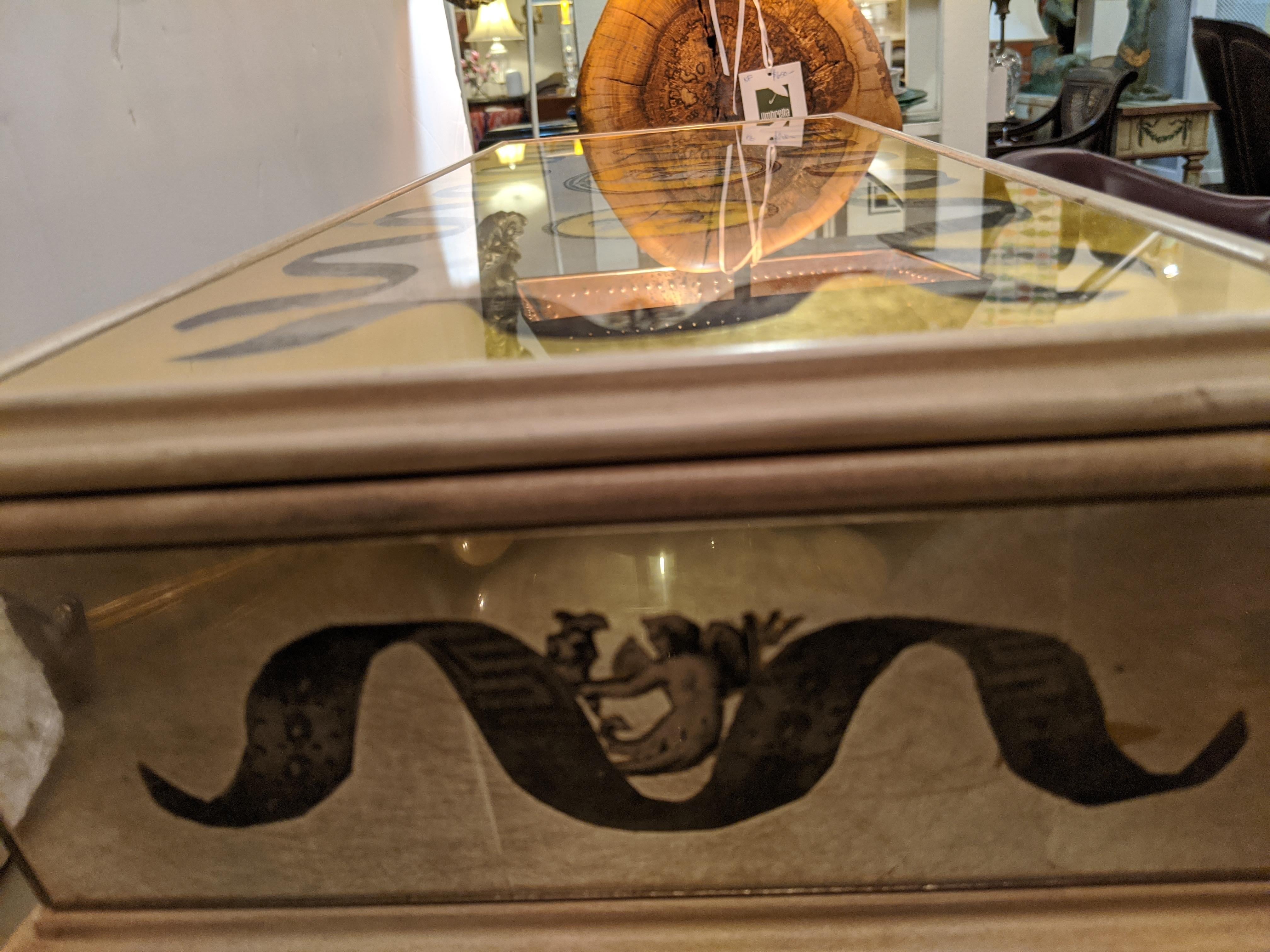 Glamorous Vintage Églomisé Mirrored Jewelry Box In Excellent Condition In Hopewell, NJ