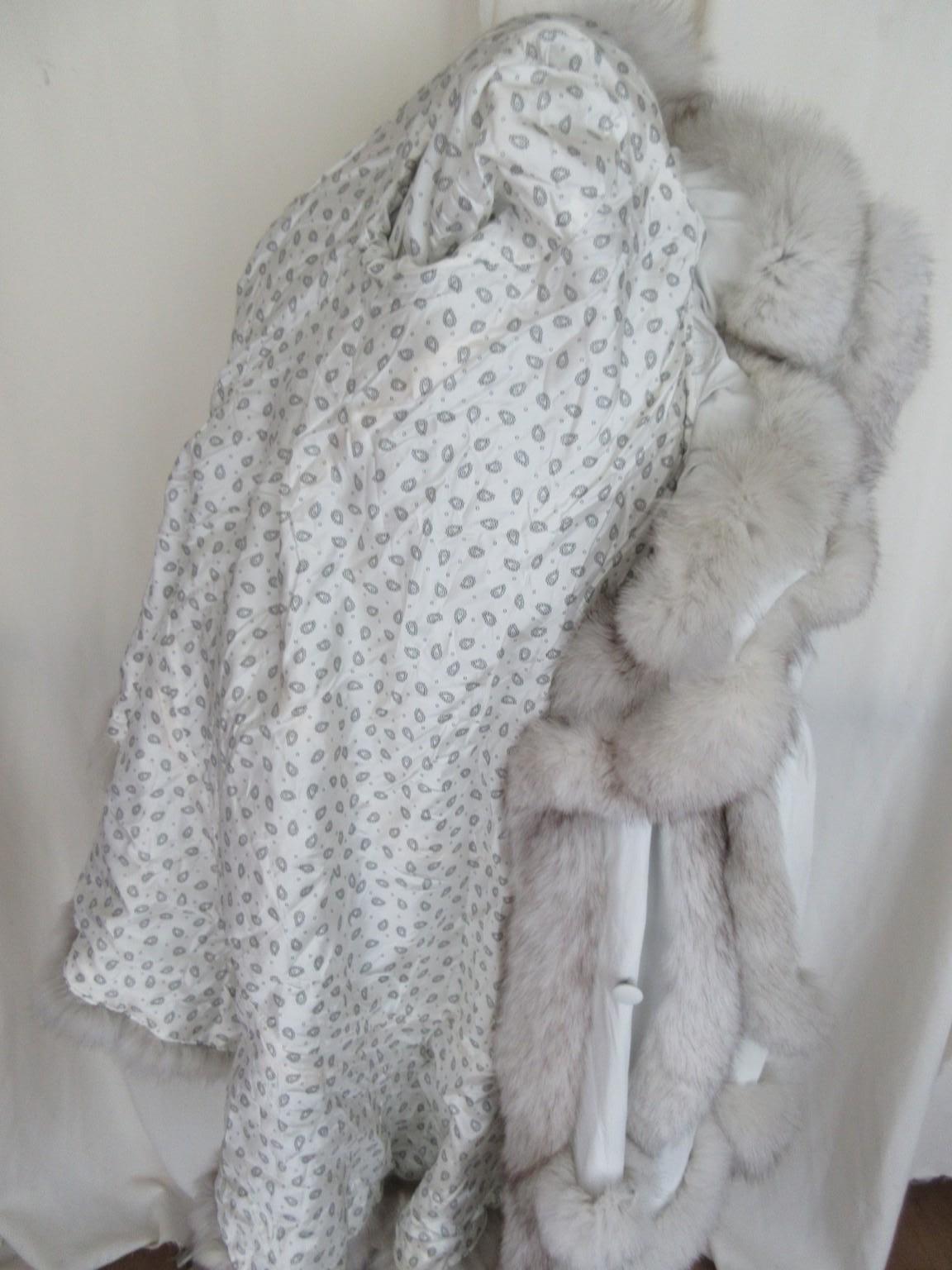 Glamuroso abrigo Swing de piel de zorro blanco en venta 3