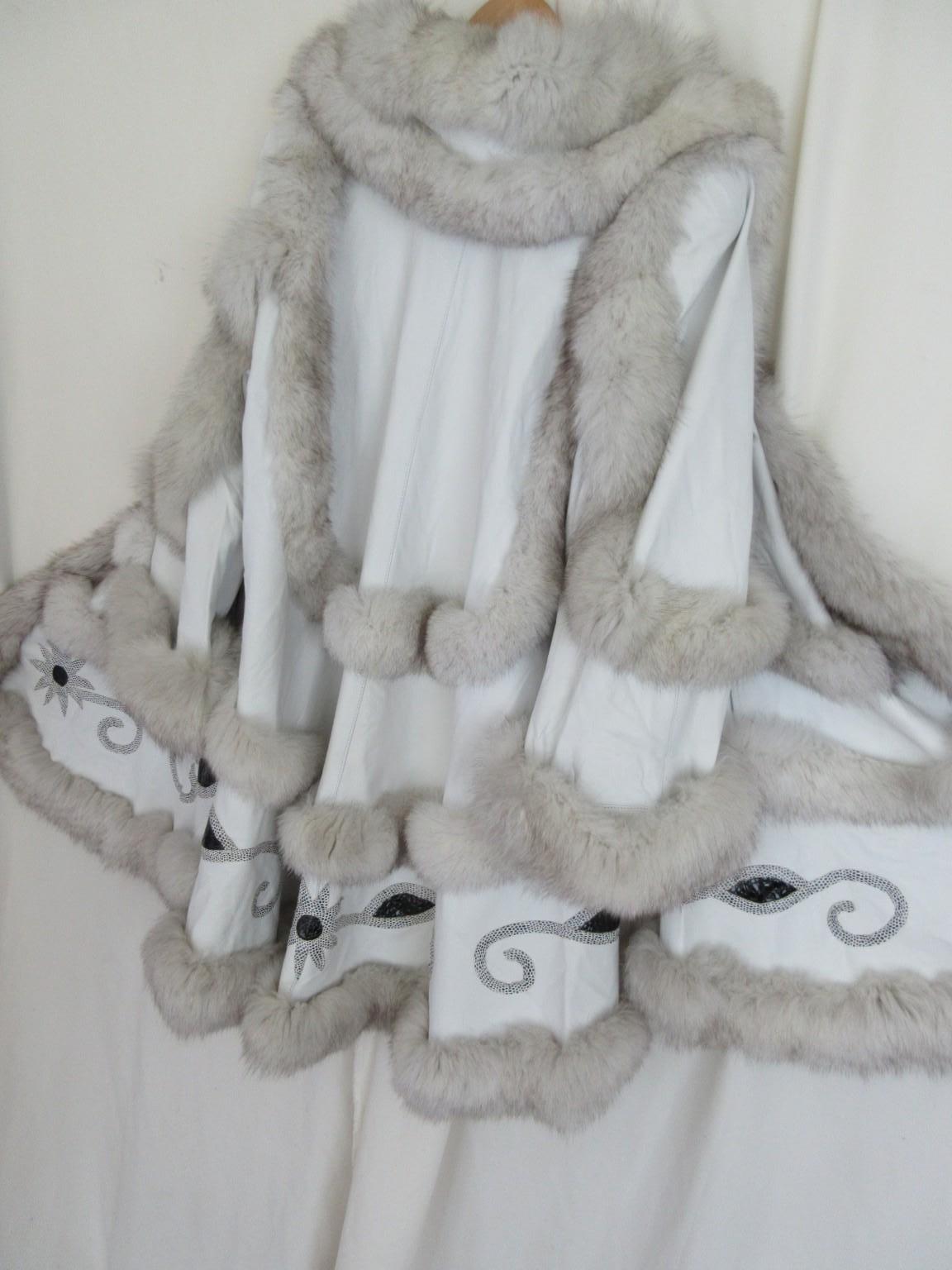 Glamuroso abrigo Swing de piel de zorro blanco en venta 4