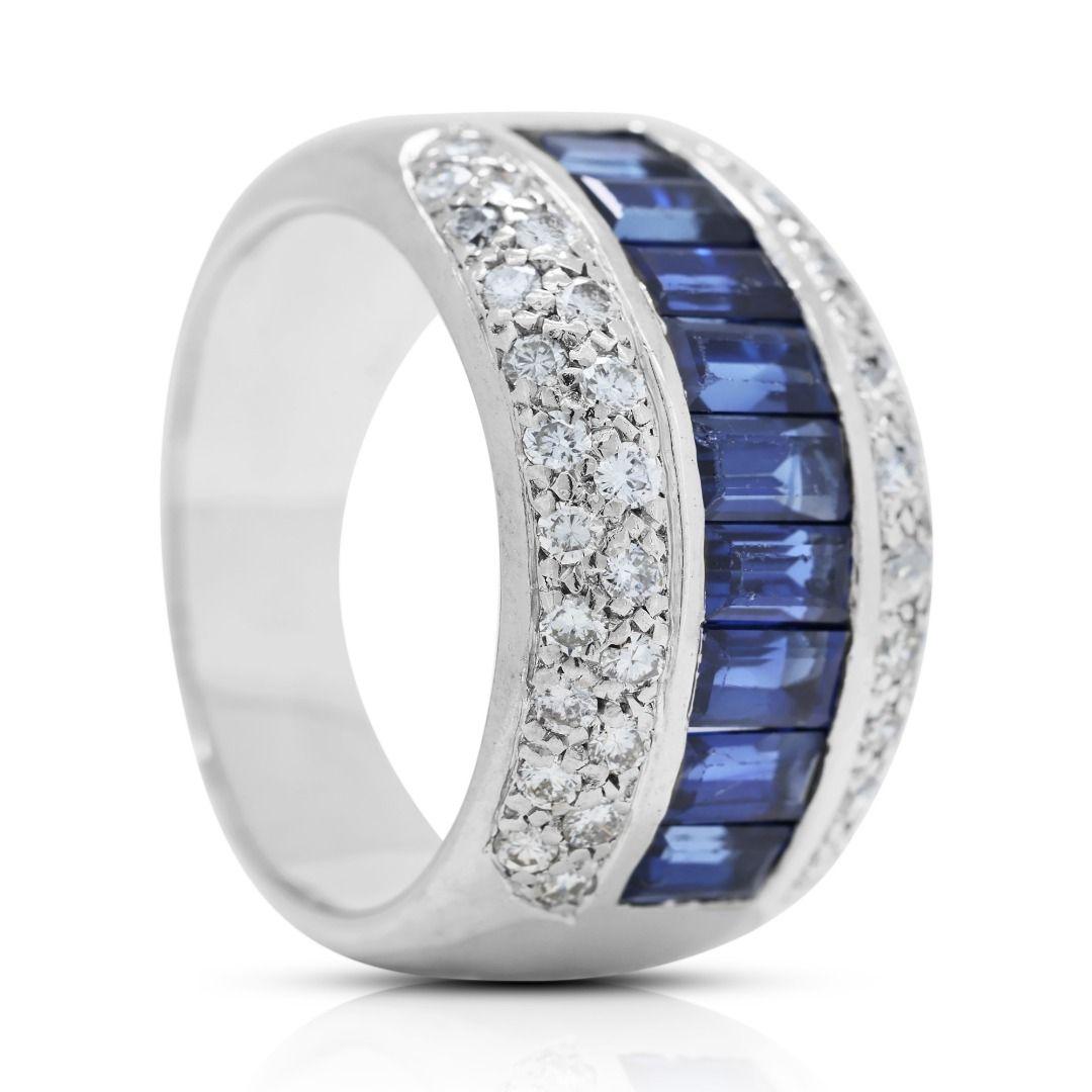Bague glamour faite à la main avec saphir 1,85 carat et diamants en or blanc 18 carats Neuf - En vente à רמת גן, IL