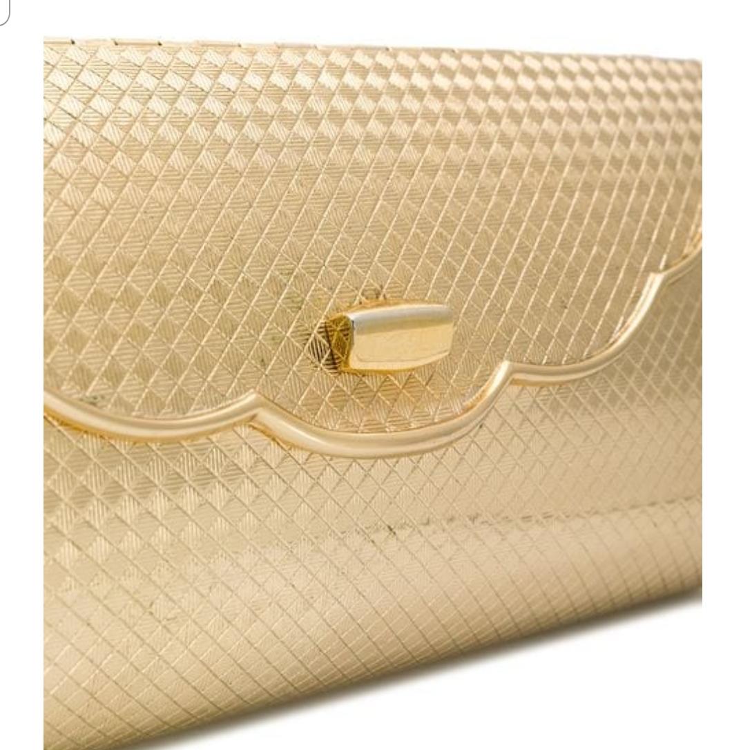 Glamour 60s Italian Gold Clutch In Good Condition For Sale In Verviers, BE