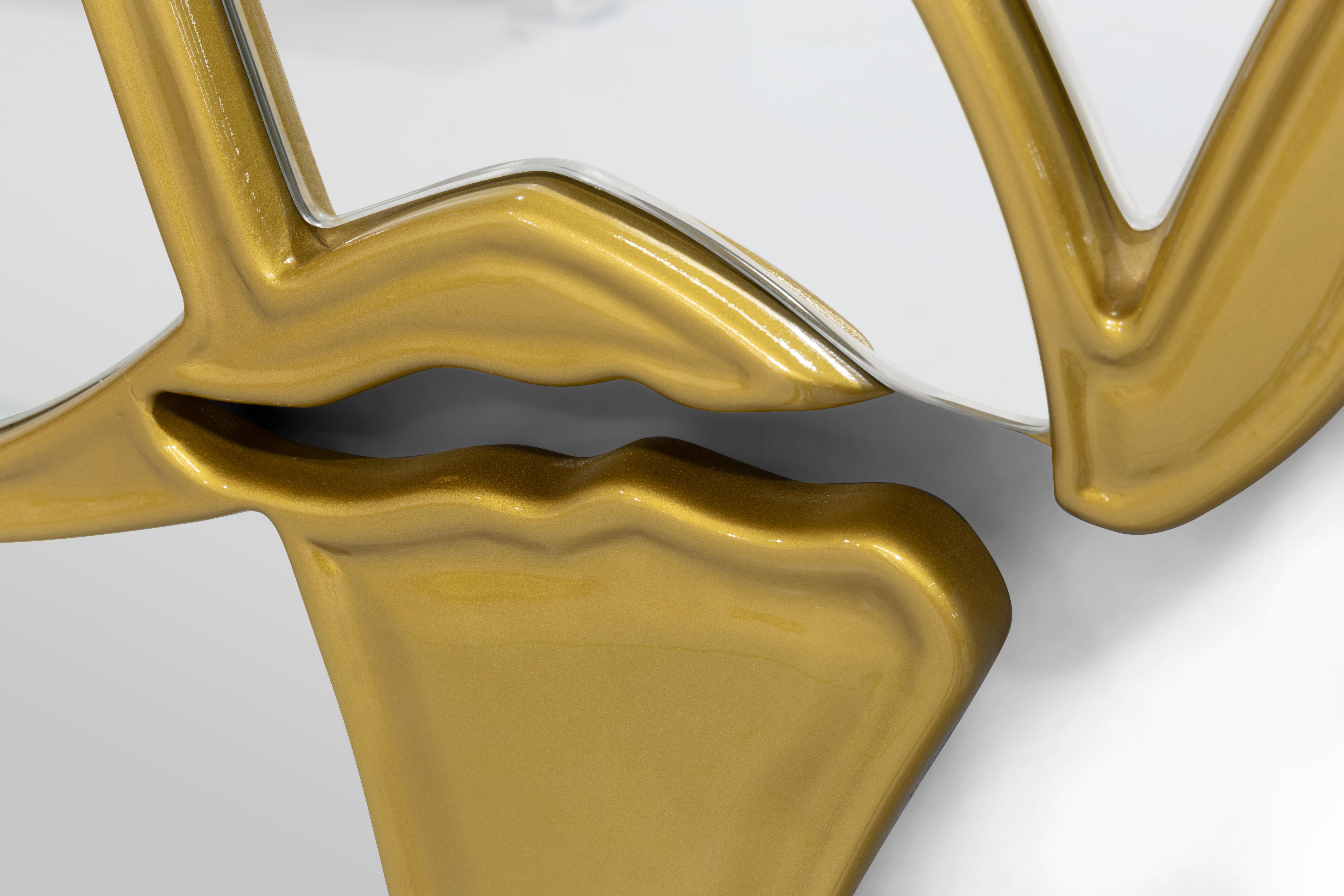 Glance Mirror - Hand-Crafted Hammered Brass & Mirror - Boca do Lobo For Sale 1