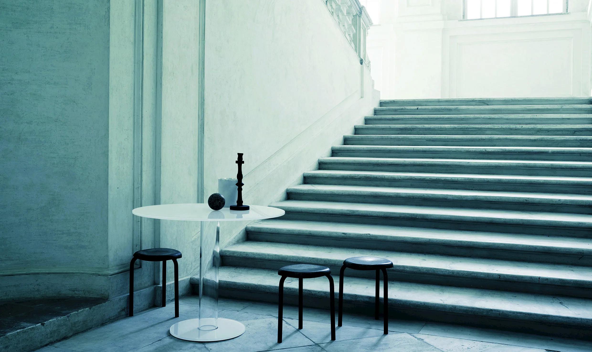 italien Glas Italia Table haute HUB BISTROT de Piero Lissoni en vente