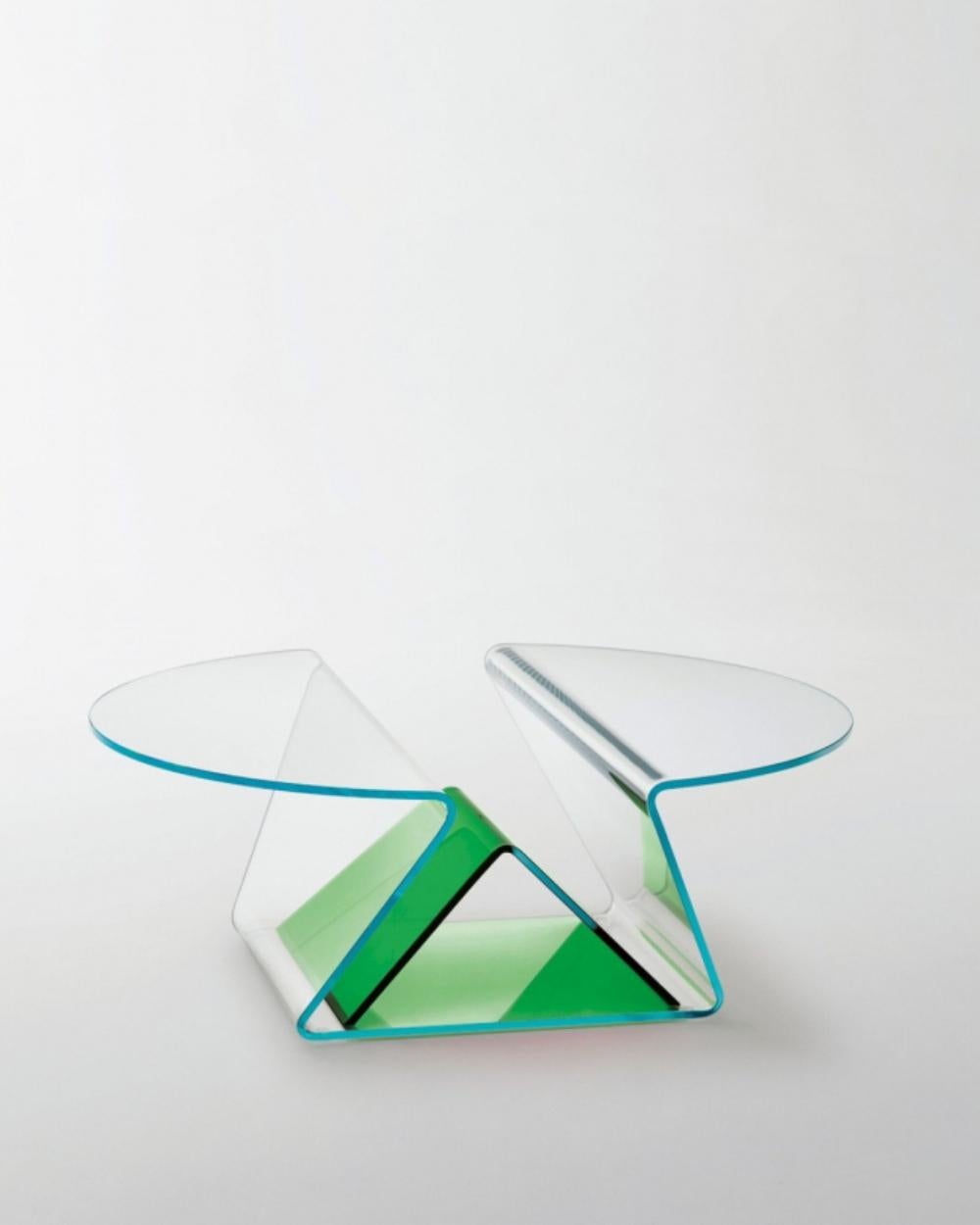 Glas Italia PLISSE' Niedriger Tisch in Extralight von Mario Bellini (Moderne) im Angebot