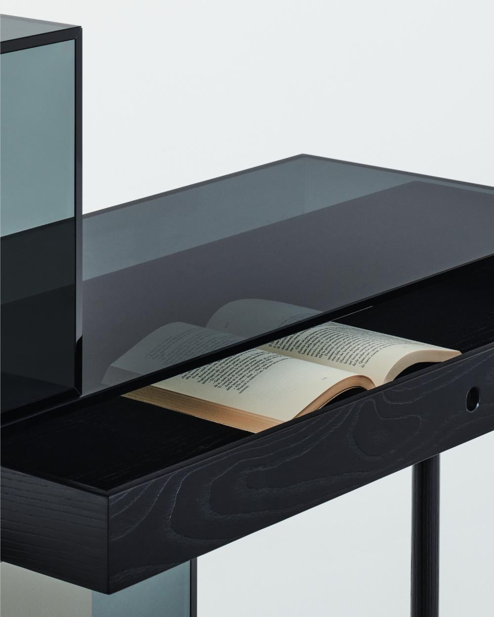 Italiano Consolle RATIO di Glas Italia di Piero Lissoni in vendita