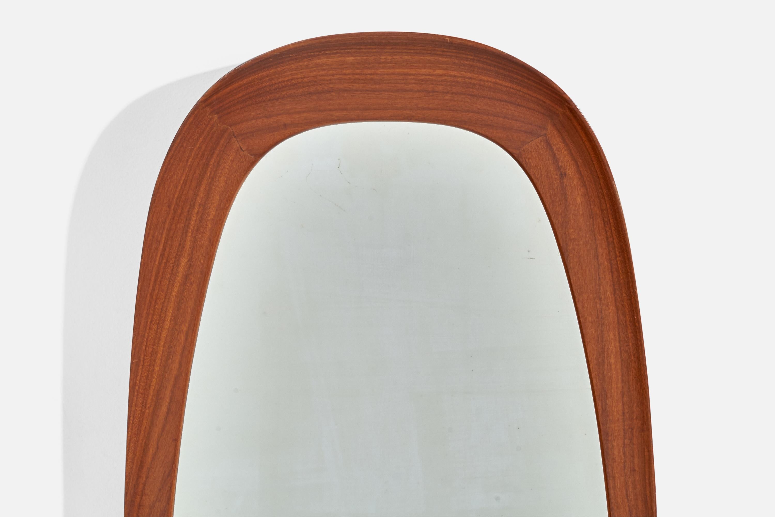 Glas & Trä, Wandspiegel, Teakholz, Hovmantorp, Schweden, 1950er Jahre (Italienisch) im Angebot