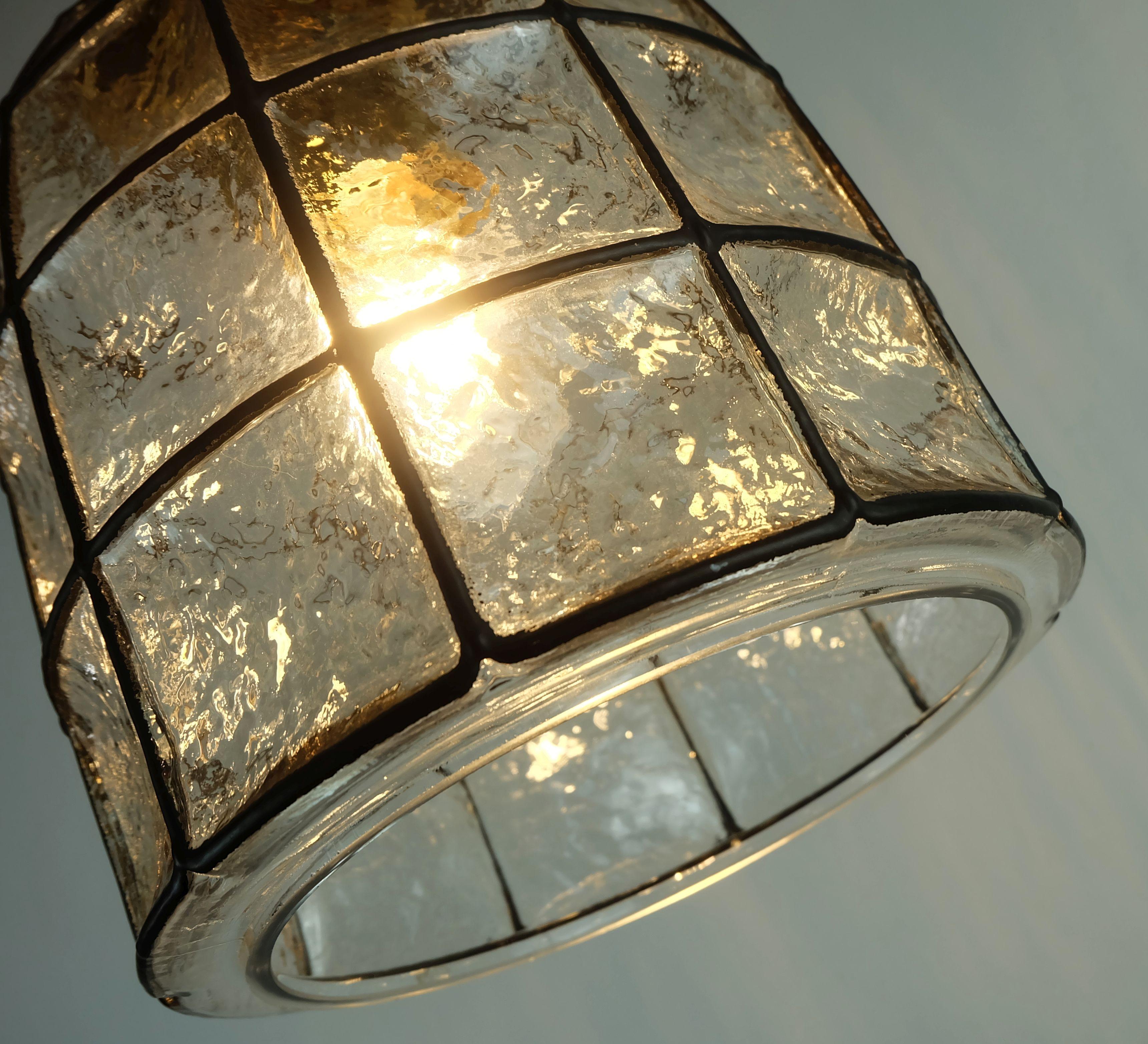 Lampada a sospensione in vetro glashuette Limburg 1960's 70's modello 4184 in vendita 1