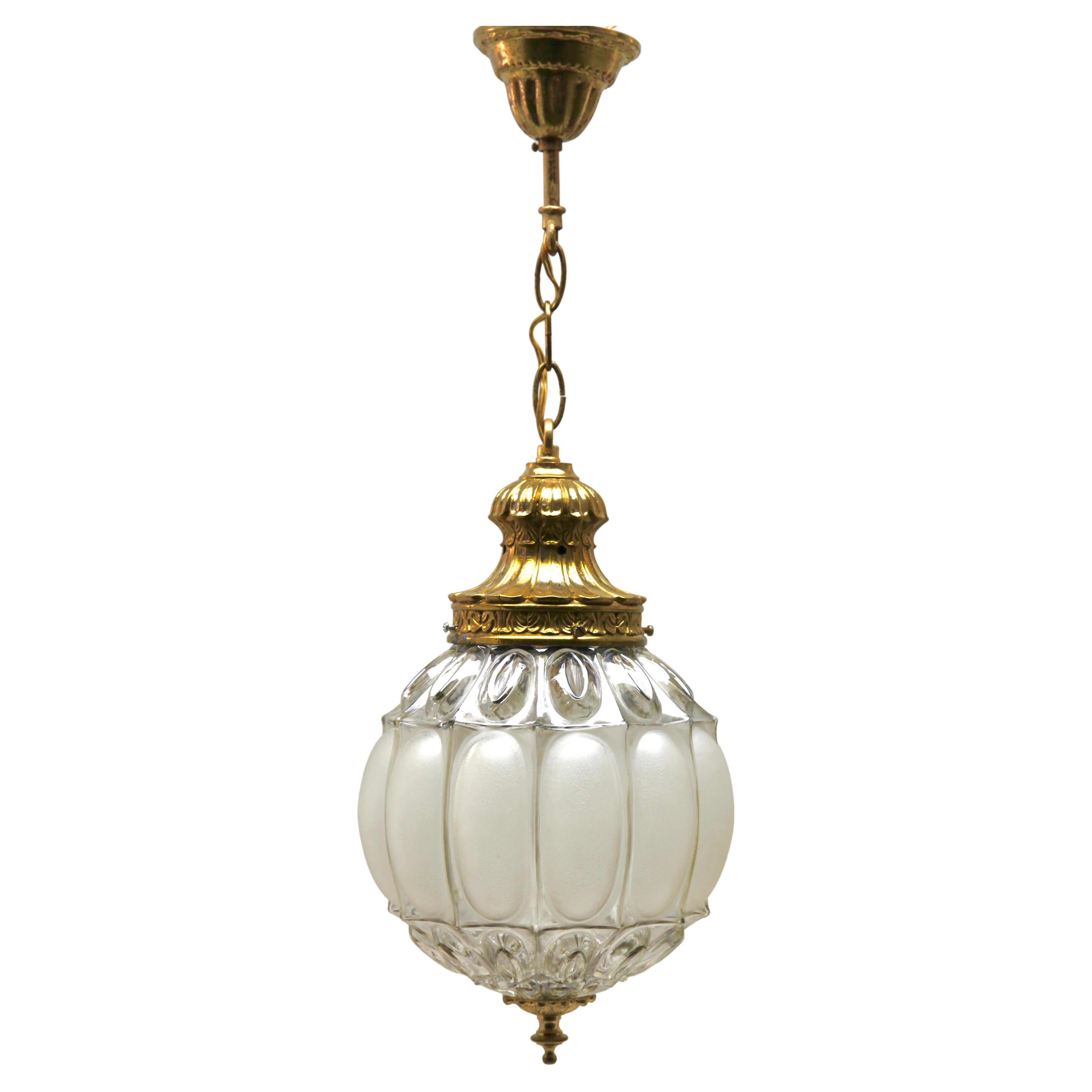 Bubble pendant by Glashütte Limburg during Helena Tyrell Era, 1960s

In excellent condition and in full working order having 
With original patina on brass parts.
Lamp total height 22.83 inches
Size: Glass shade height 9.44 inches, diameter
