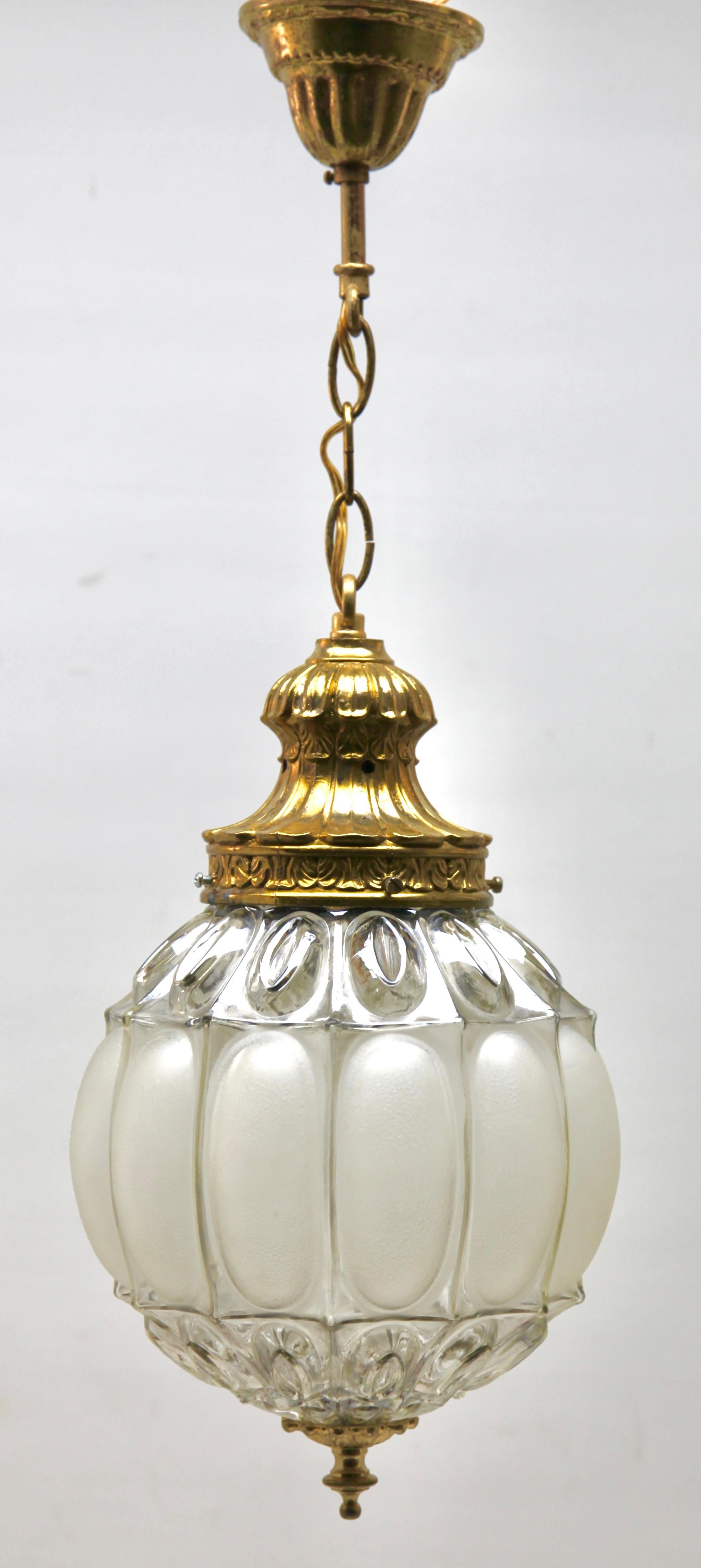 Glashütte Limburg Bubble Pendant Lamp, Germany, 1960s In Good Condition In Verviers, BE
