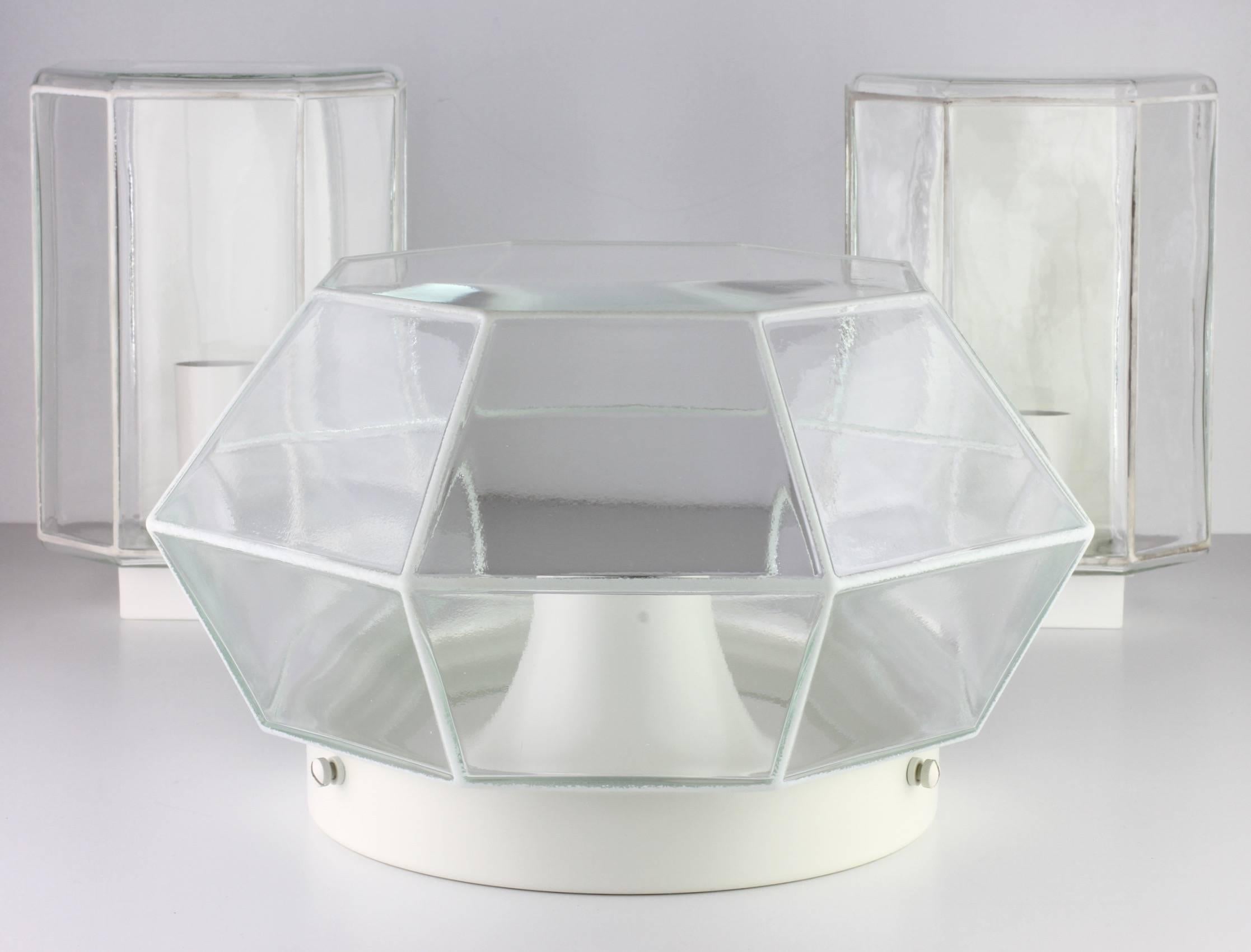 Glashütte Limburg Geometric Flush Mount Lights / Lamps White & Clear Glass 1970s In Good Condition For Sale In Landau an der Isar, Bayern