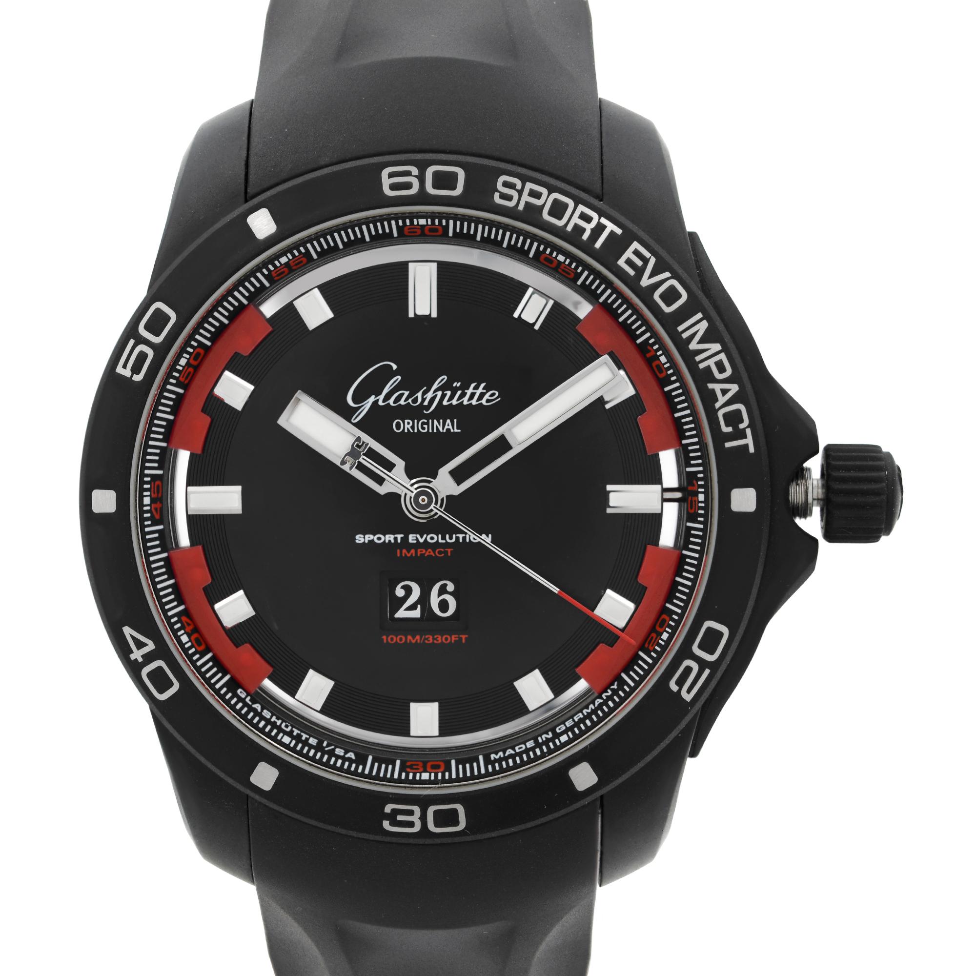 Modèle d'affichage Glashütte Original Sport Evolution Steel Black Dial Men's Watch 1-39-47-16-16-04. Boîtier en acier recouvert de caoutchouc. Ce magnifique garde-temps est animé par un mouvement mécanique (automatique) et présente un boîtier rond