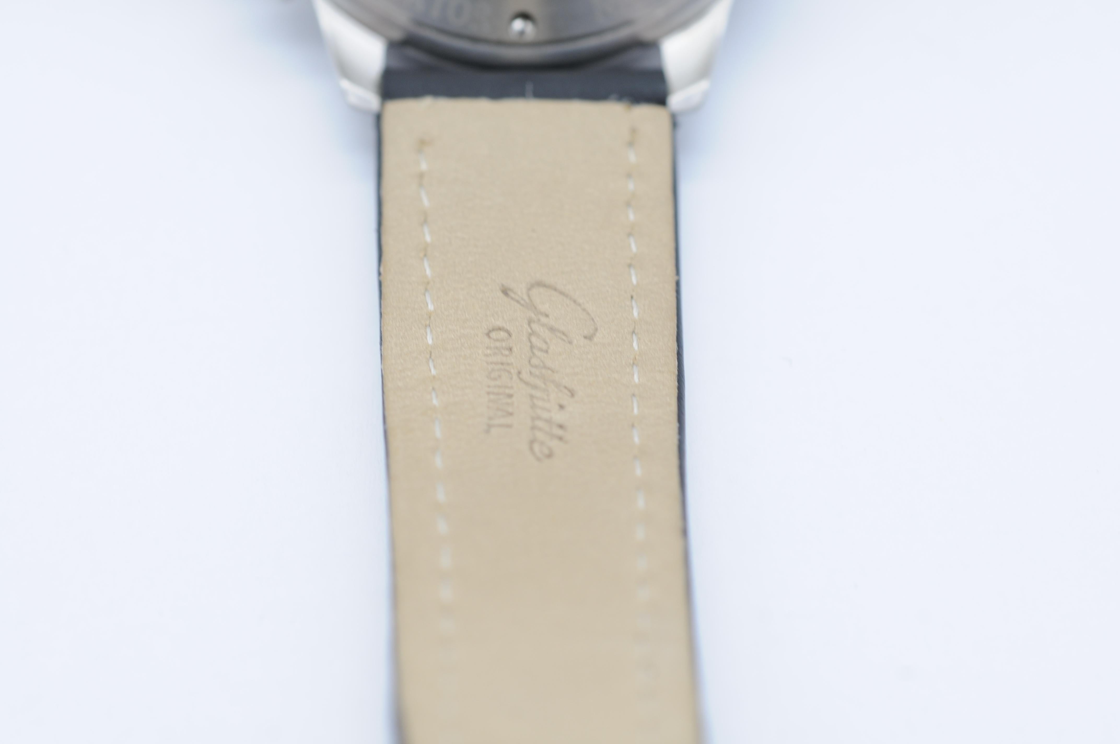 Glashütte Senator Navigator Chronograph GUB 39-32 - Steel, Box & Papers For Sale 9