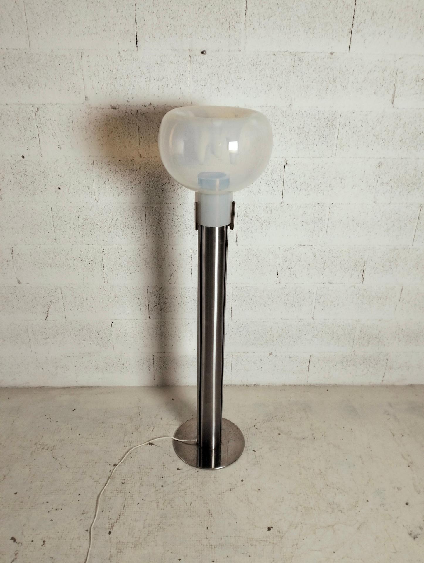 Lampada da terra in vetro e alluminio di Toni Zuccheri per Mazzega , anni '70 in vendita 3