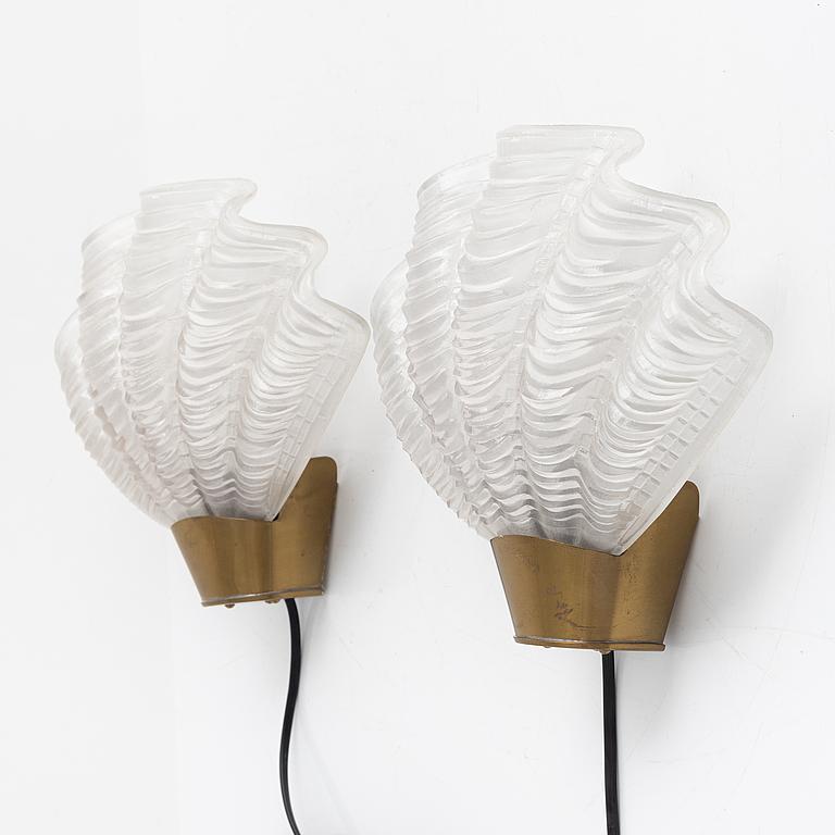 Swedish Glass and Brass 'Coquille' Wall Lights from ASEA / 1940s For Sale
