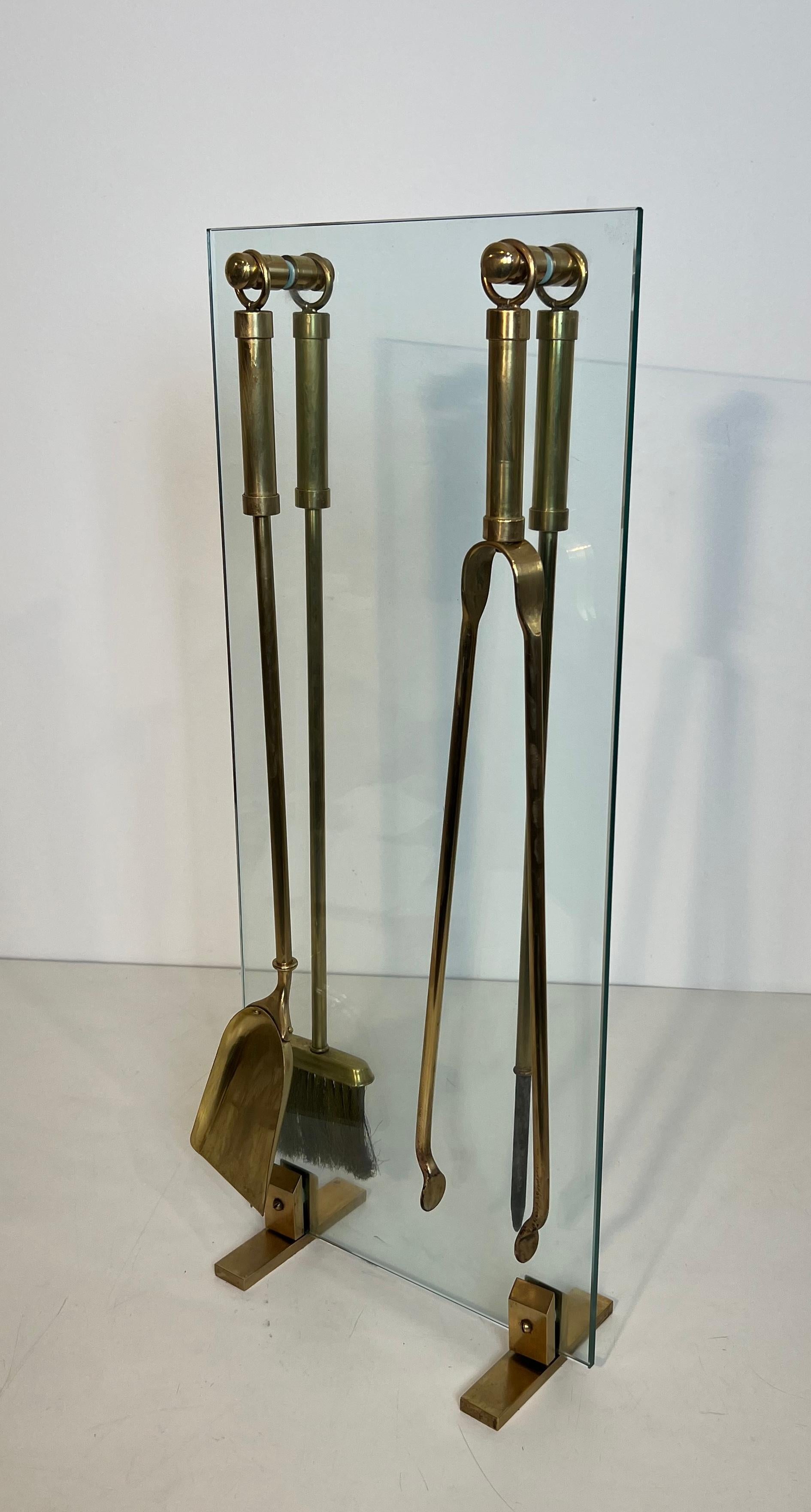 Herramientas para chimeneas de diseño de vidrio y latón en venta 4