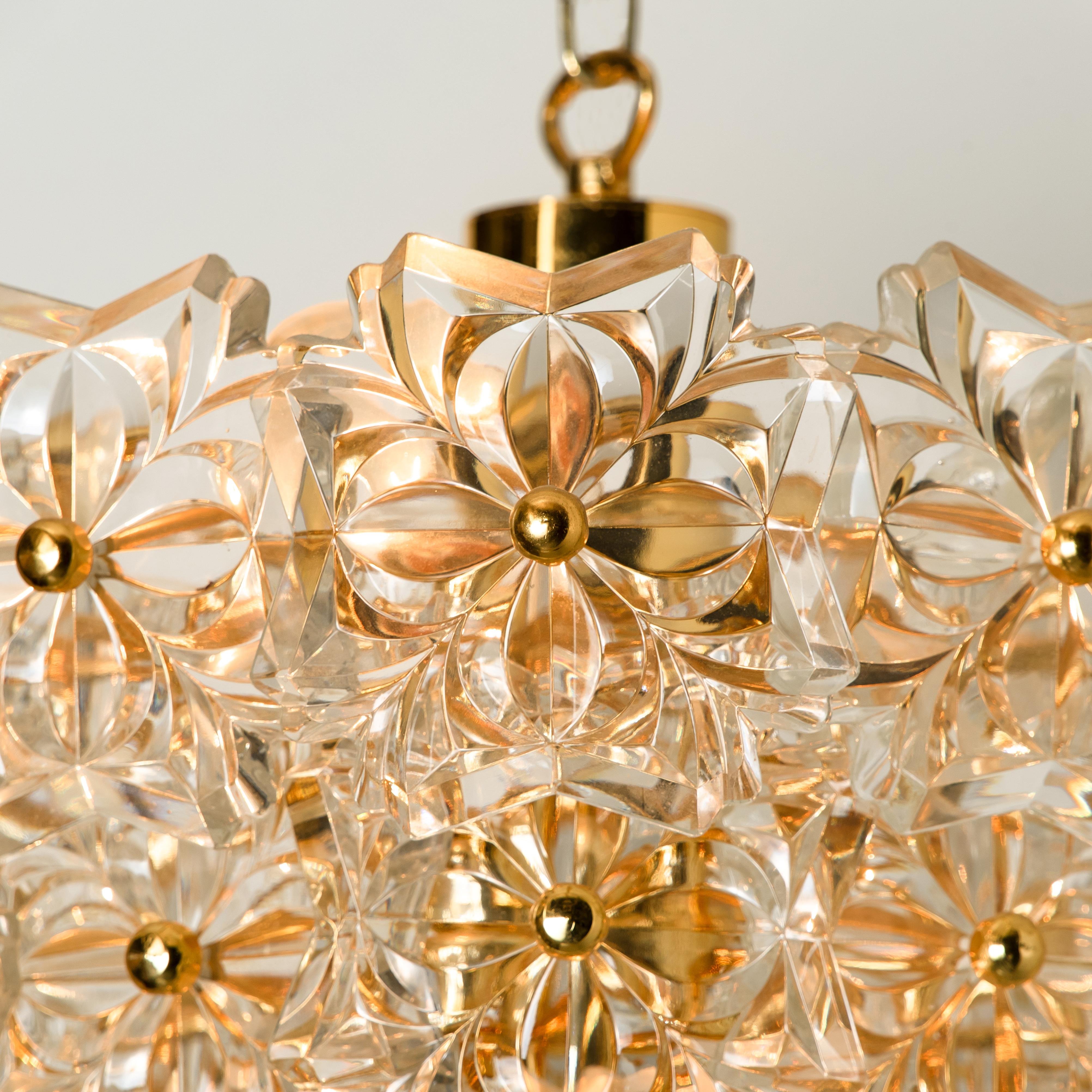 1 of the 2 Glass and Brass Floral Three Tiers Light Fixtures, 1970s For Sale 3