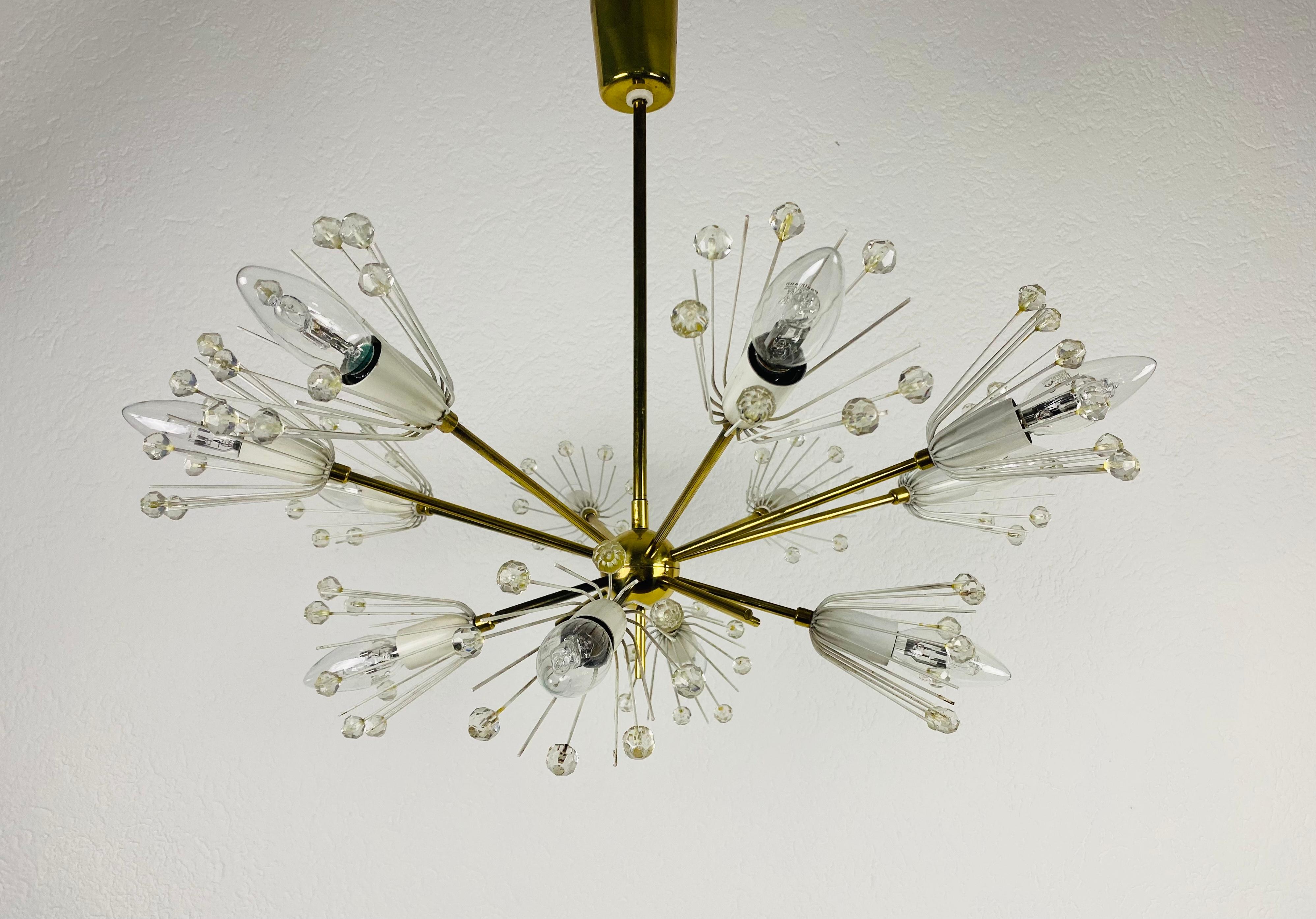 Austrian Glass and Brass 'Snowflake' Chandelier by Emil Stejnar for Rupert Nikoll, 1960s For Sale