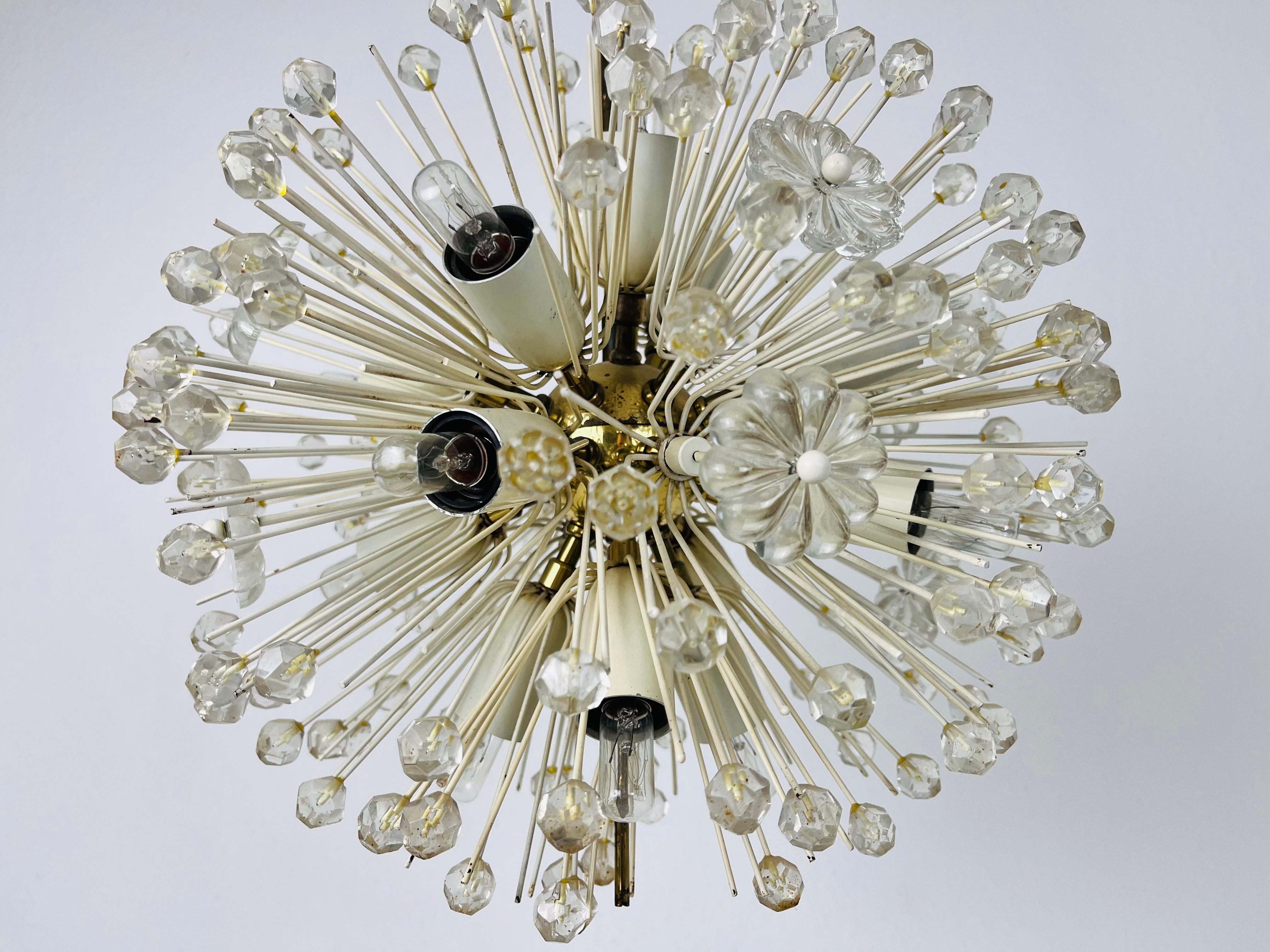 Mid-20th Century Glass and Brass Sputnik Chandelier by Emil Stejnar for Rupert Nikoll, 1960s For Sale