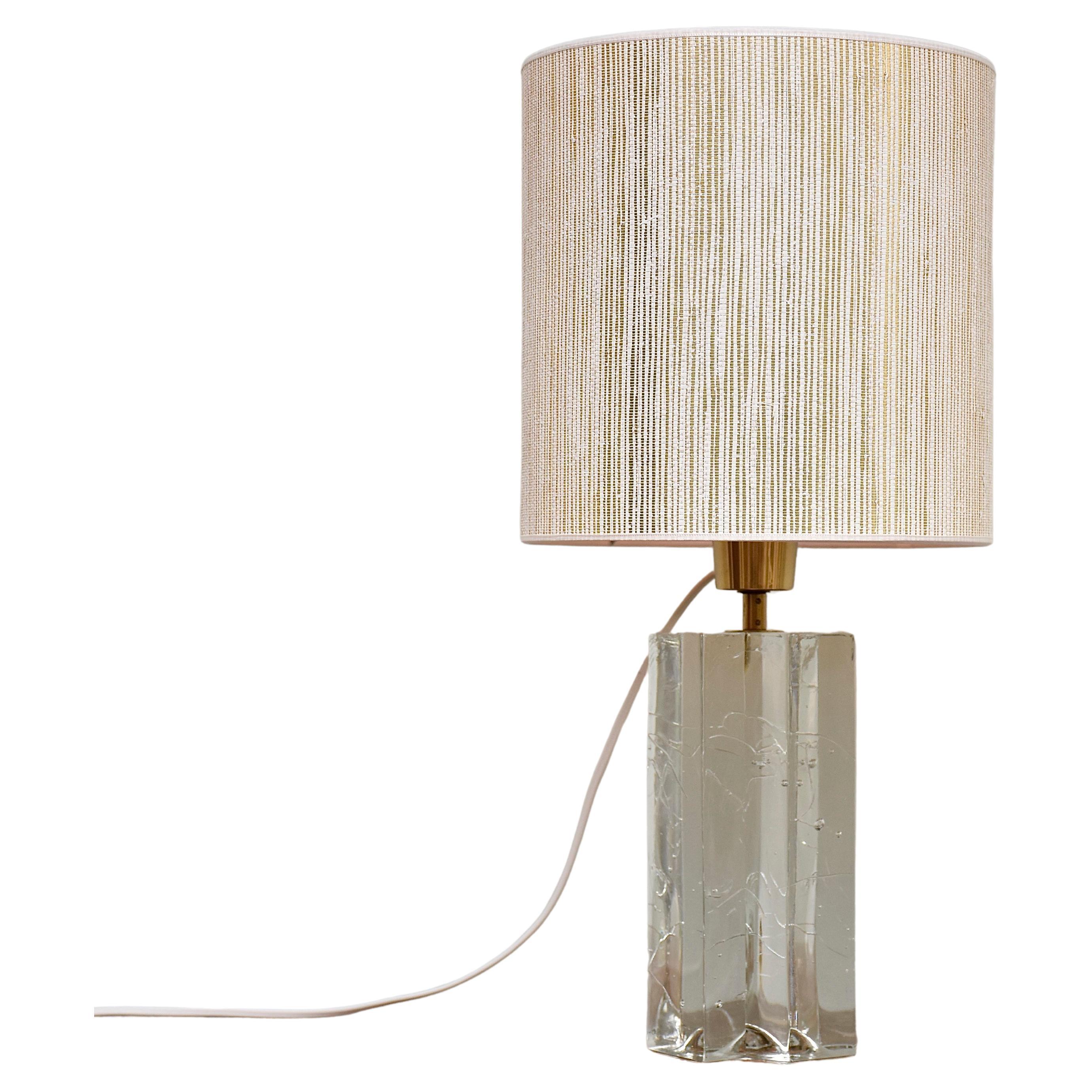 Tischlampe „Arkipelago“ aus Glas und Messing von Timo Sarpaneva im Angebot