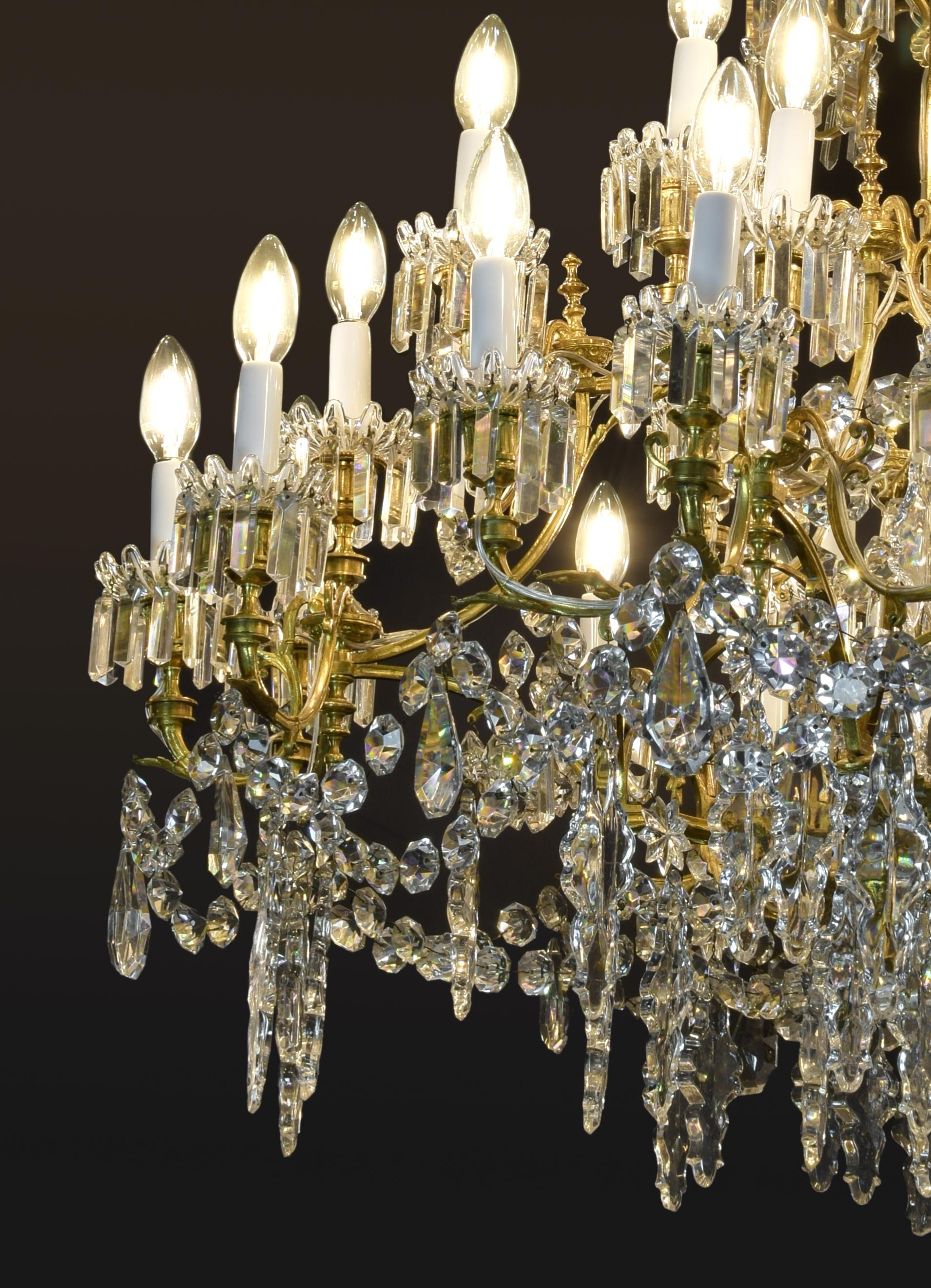 Other Glass and Bronze Chandelier, 19th Century For Sale