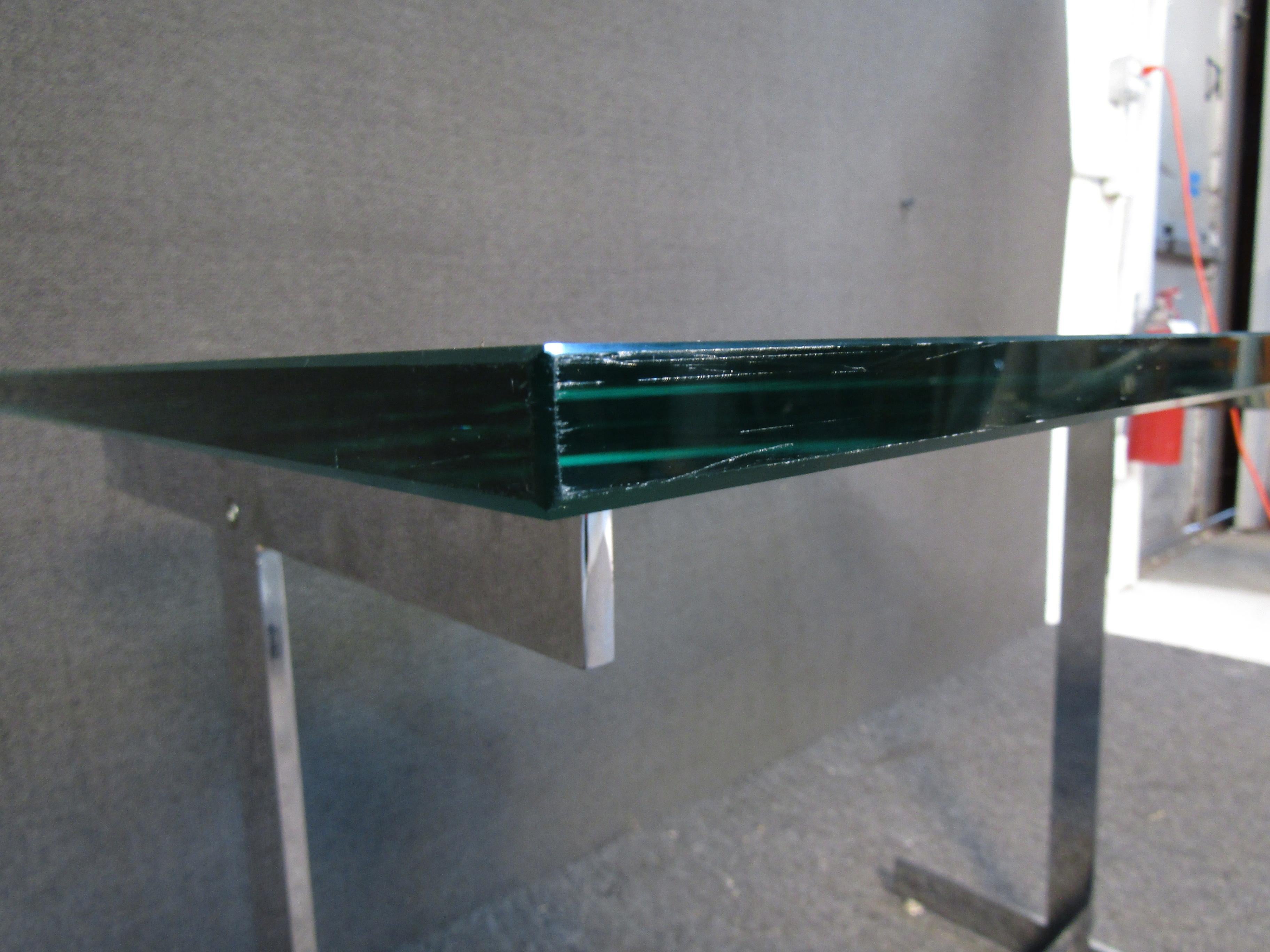 Glass and Chrome Side Table in the Style of Milo Baughman For Sale 8