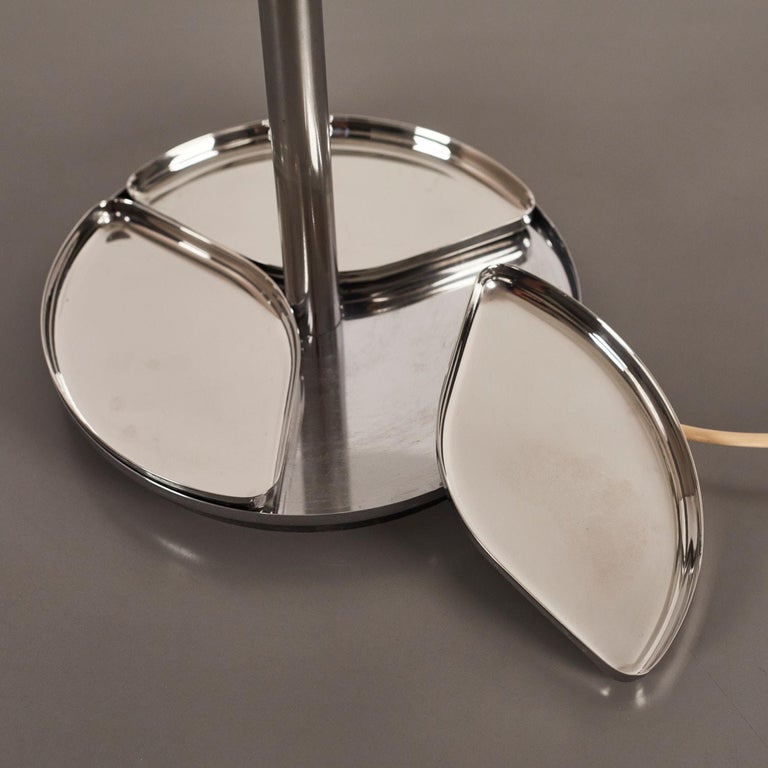 Glass and Chrome Table Lamp by Gaetano Scolari for Ecolight, Removable Trays For Sale 4
