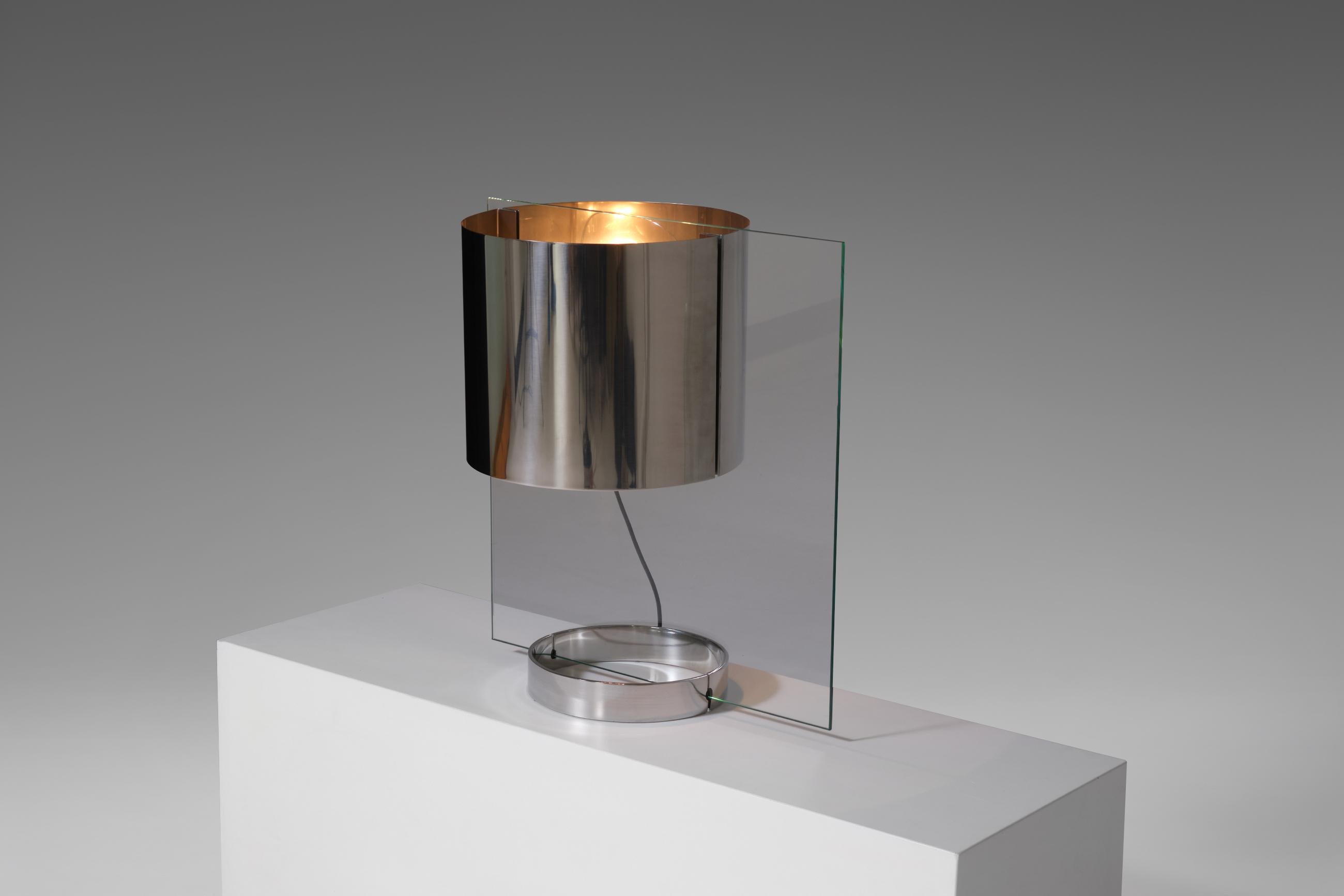 Mid-Century Modern Lampe de table en verre et chrome de Lumenform, Italie, 1970