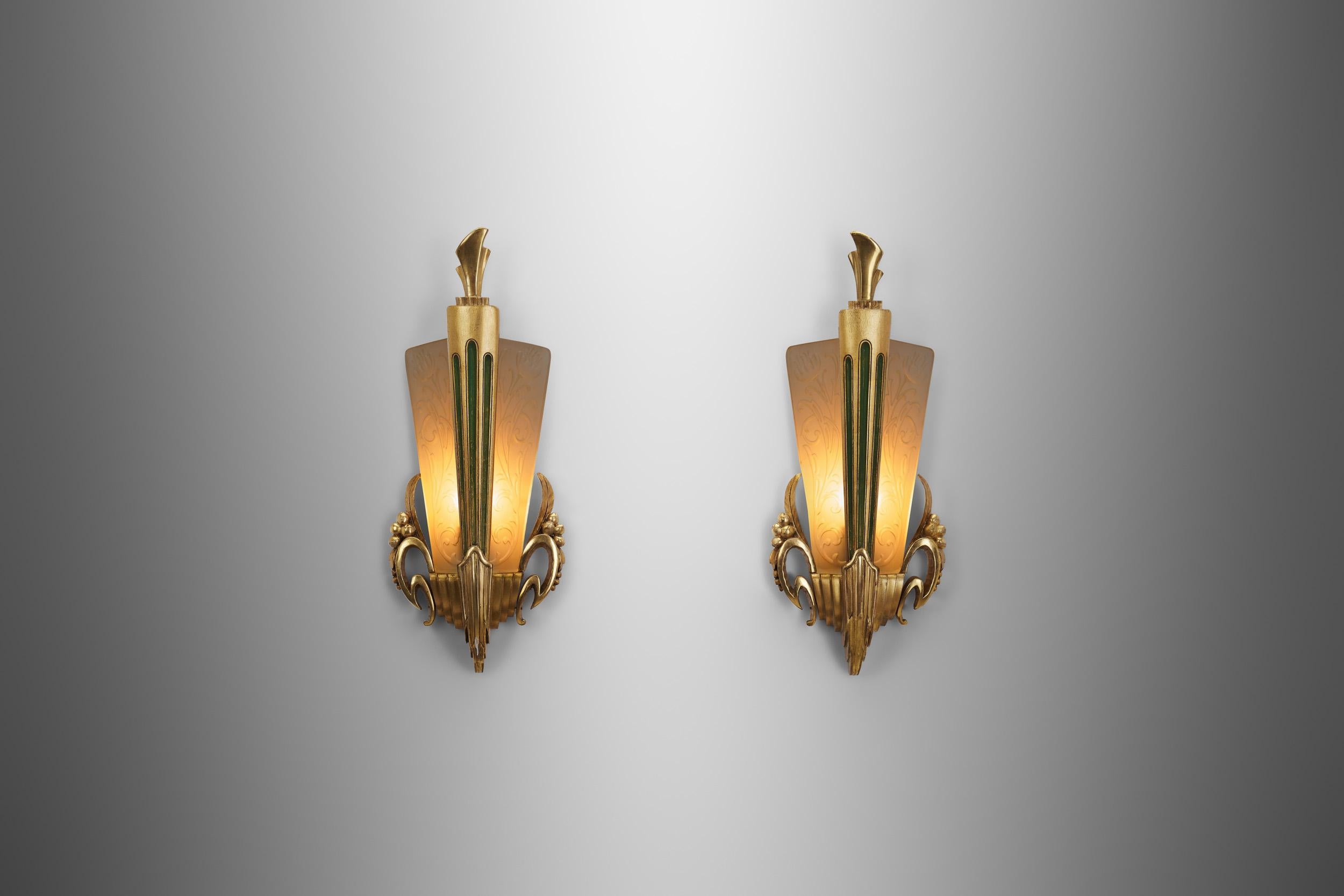 Glass and Giltwood Wall Lights by Broman, Europe Early 20th Century For Sale 1