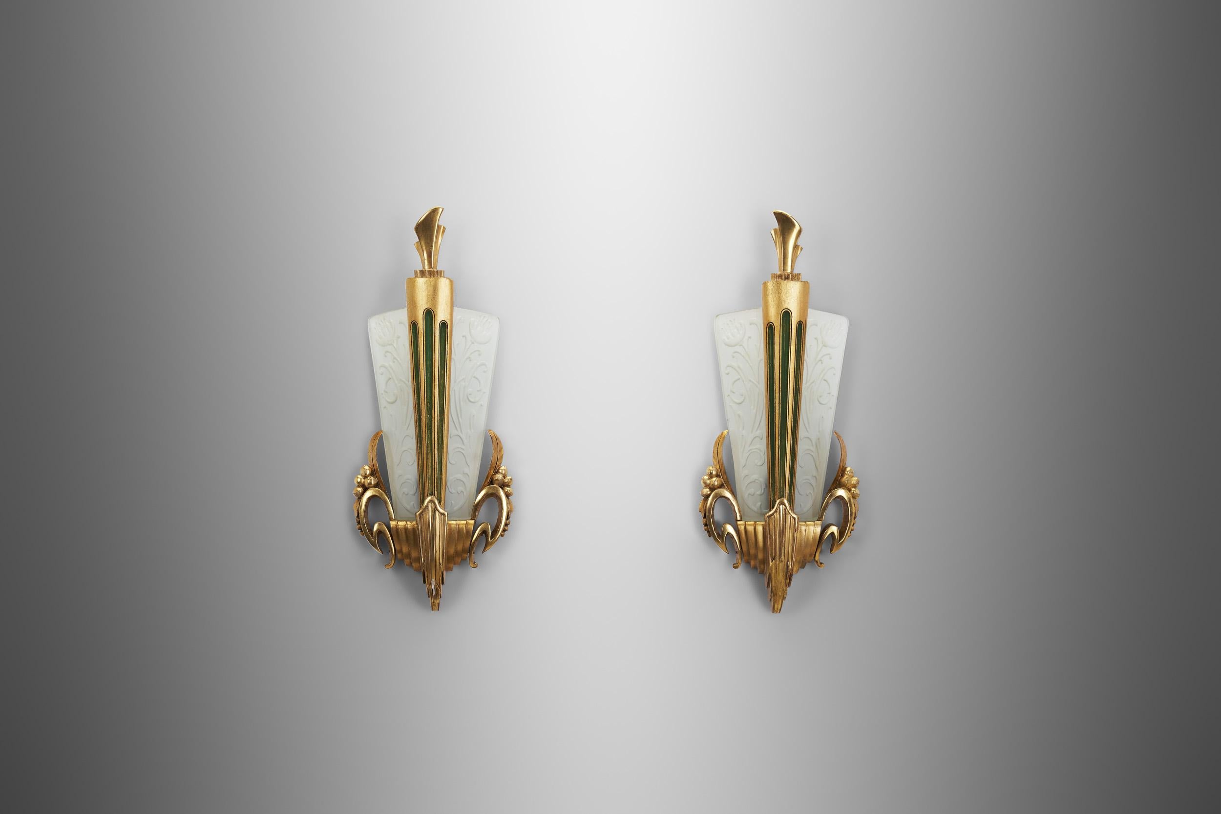 Glass and Giltwood Wall Lights by Broman, Europe Early 20th Century For Sale 2