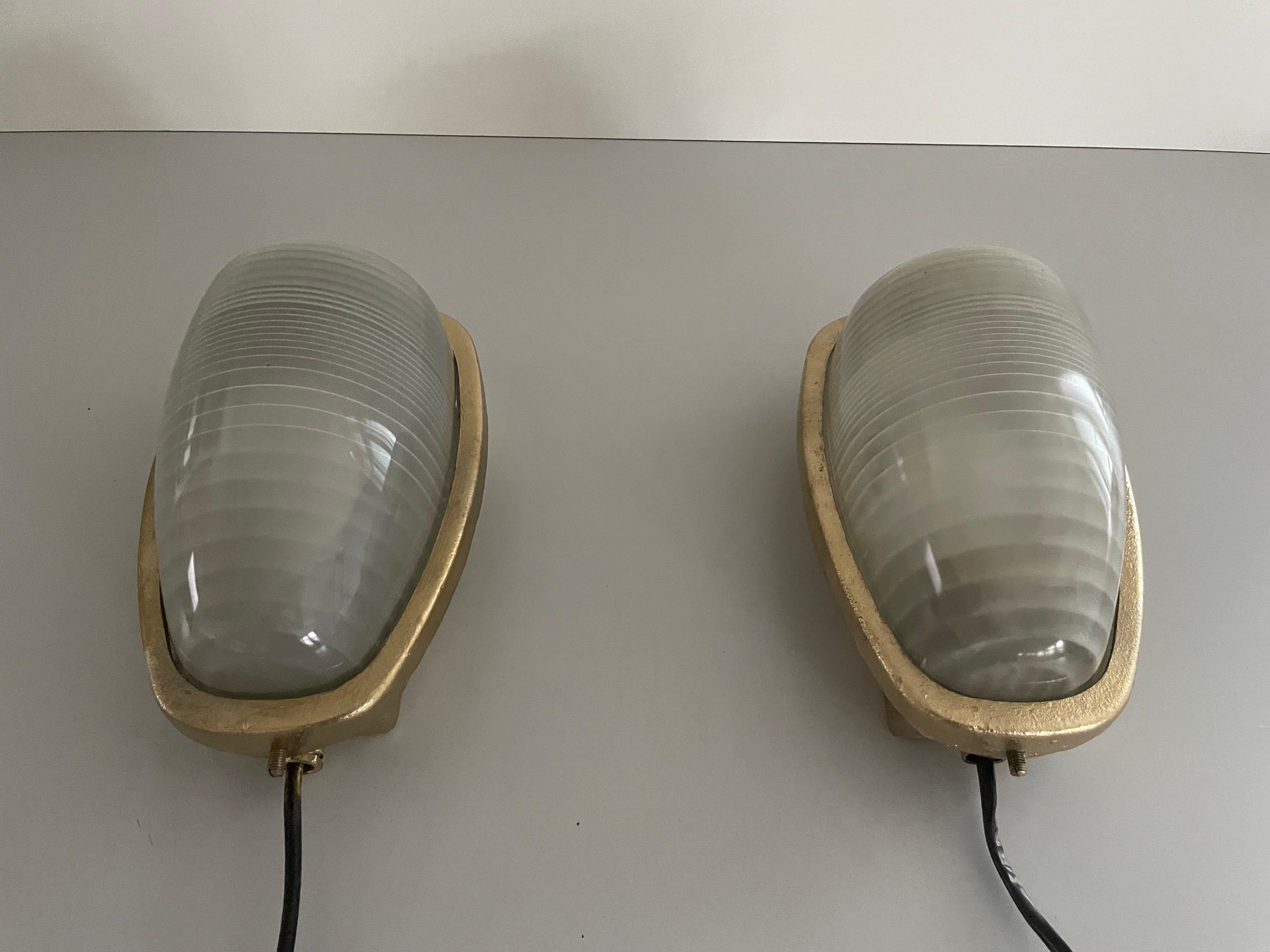 Mid-Century Modern Glass and Gold Coated Brass Pair of Industrial Sconces by Lambda, 1960s, Italy For Sale