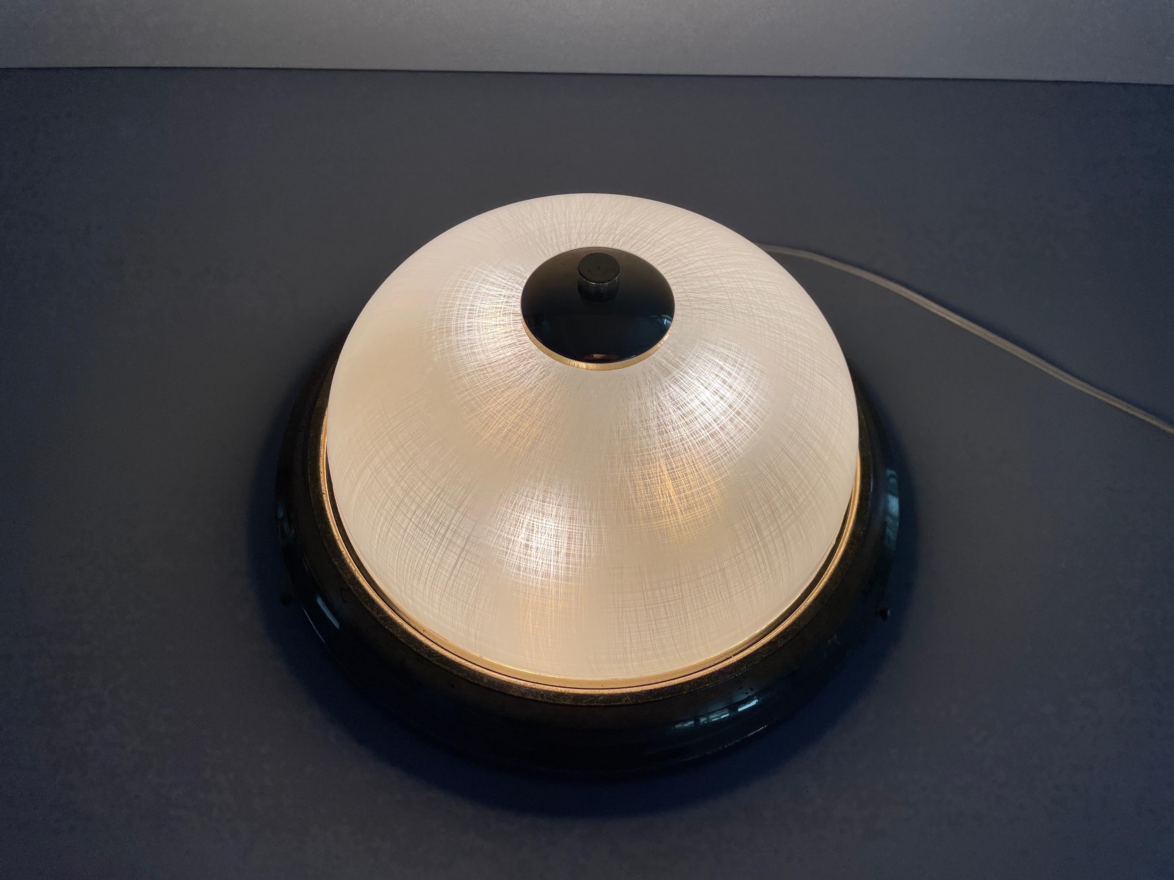 Glass and Messing Ceiling Lamp Flush Mount, 1960s, Italy For Sale 5