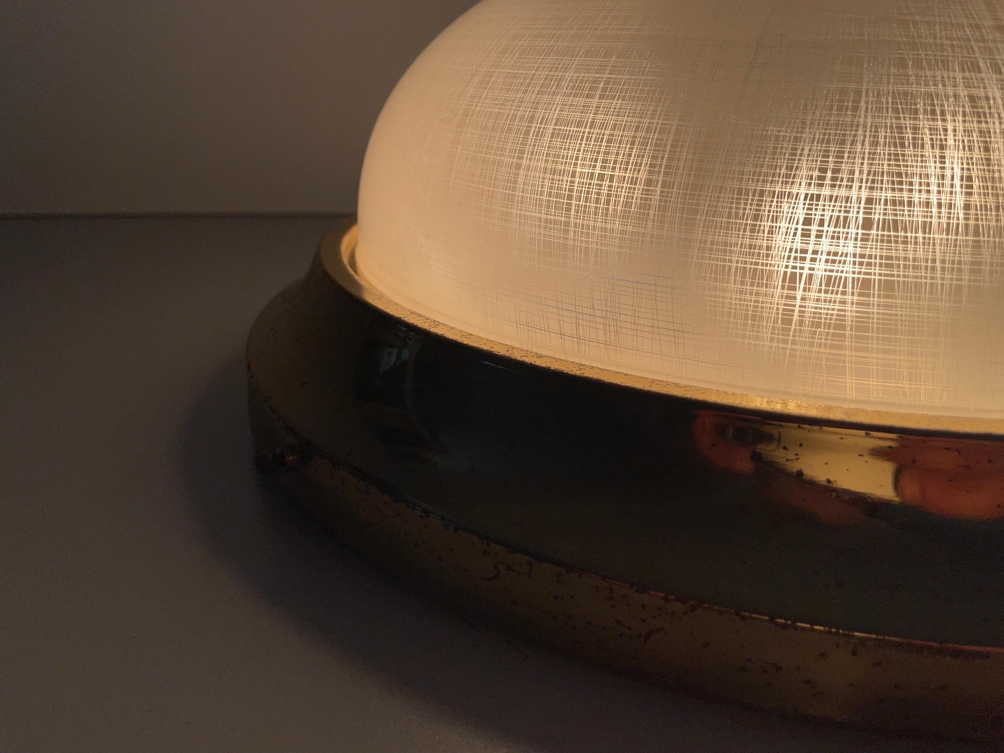Glass and Messing Ceiling Lamp Flush Mount, 1960s, Italy For Sale 7