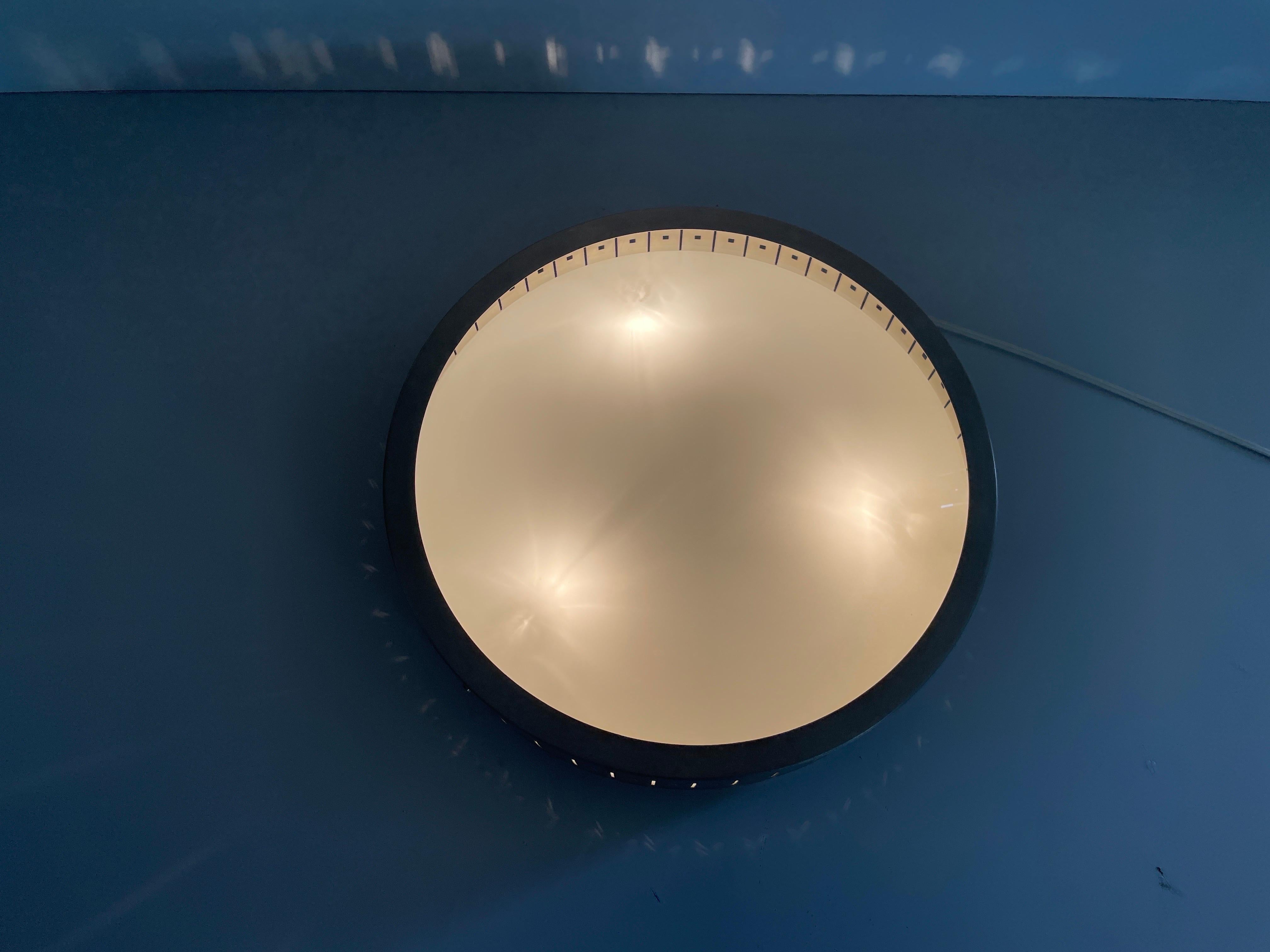 Lampada da incasso con corpo in vetro e metallo di AKA, anni '60, Germania in vendita 5
