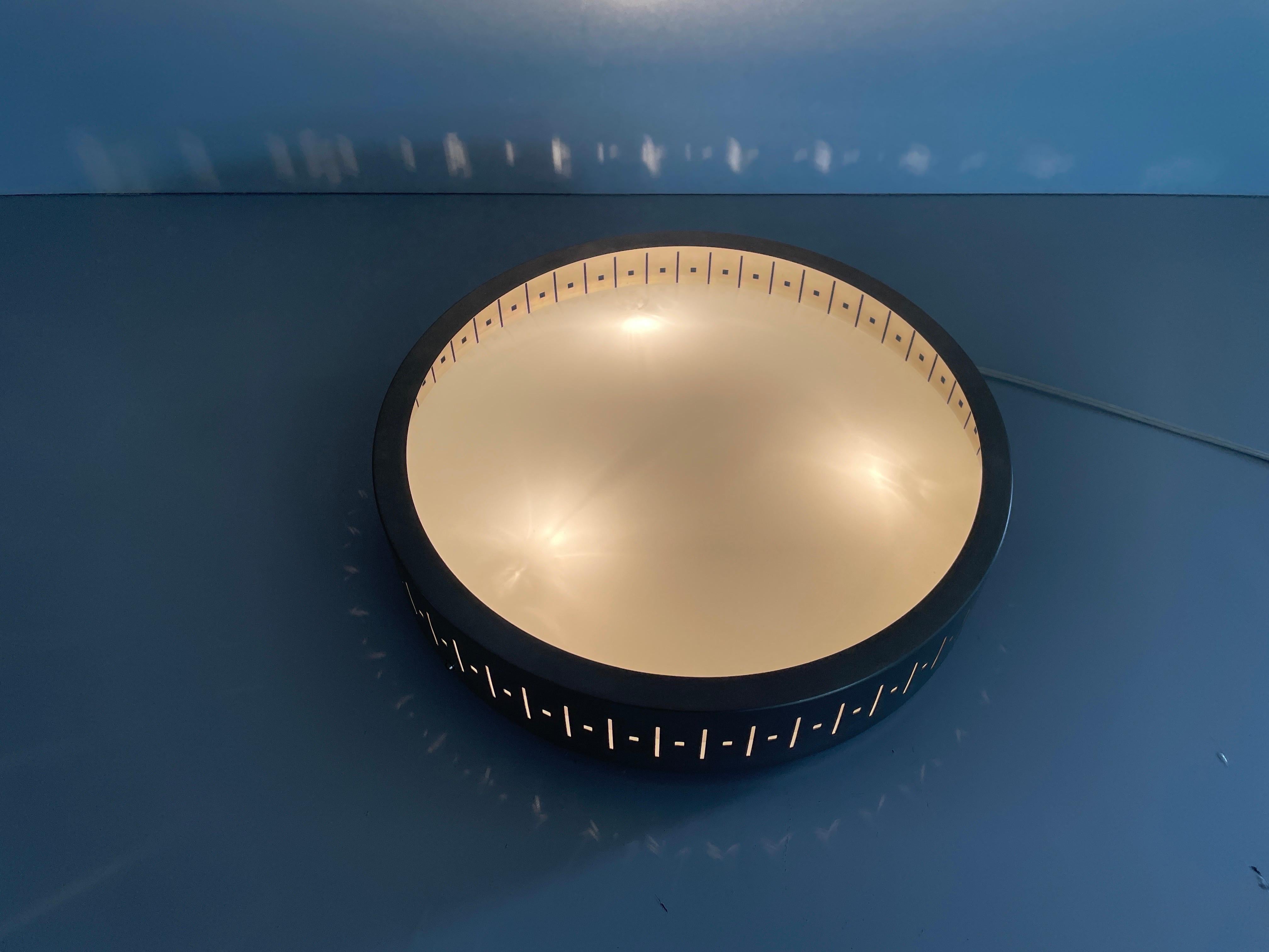 Lampada da incasso con corpo in vetro e metallo di AKA, anni '60, Germania in vendita 6