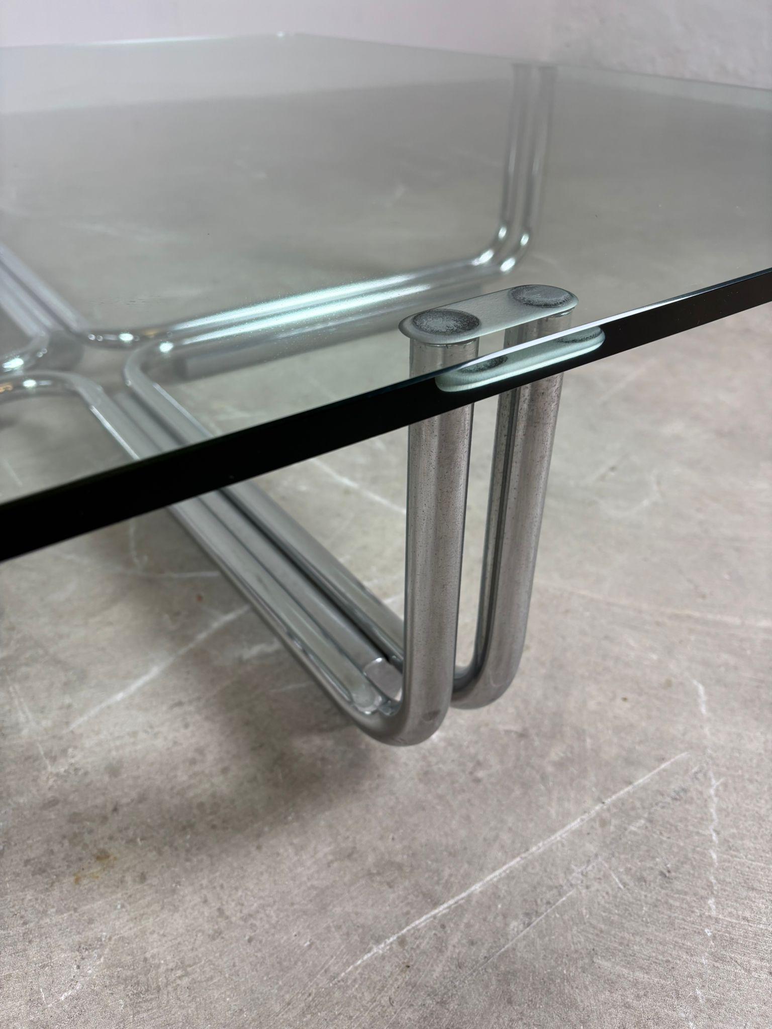 Glass and metal coffee table mod. 784 by Gianfranco Frattini for Cassina, 1970s en vente 2