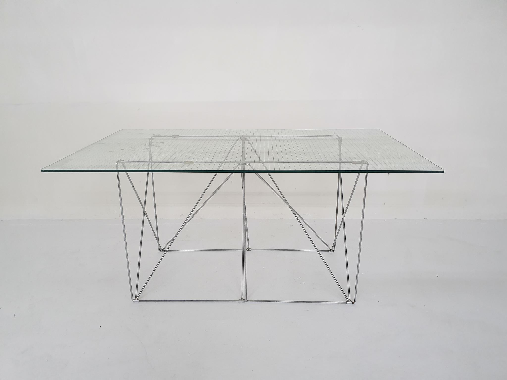 Français Table de salle à manger en verre et métal par Max Sauze, années 1970 en vente